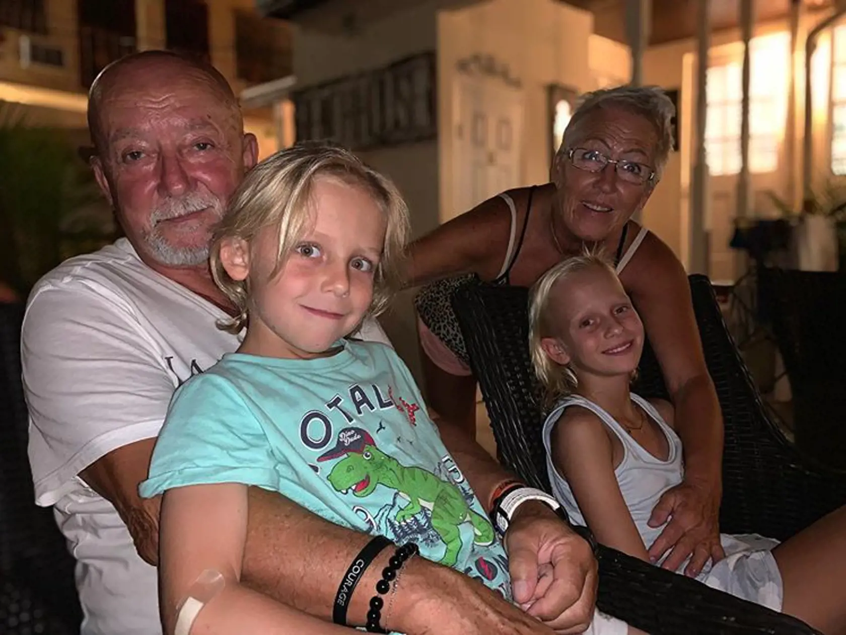 Zuzana Belohorcová s rodinou