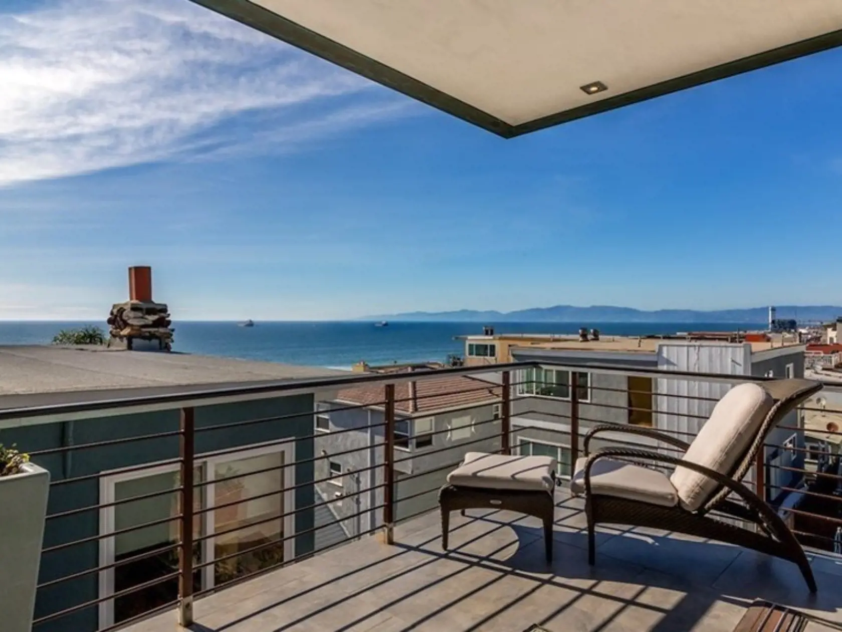 Takto vyzerá dom Mariána Gáboríka na Manhattan Beach v Los Angeles.
