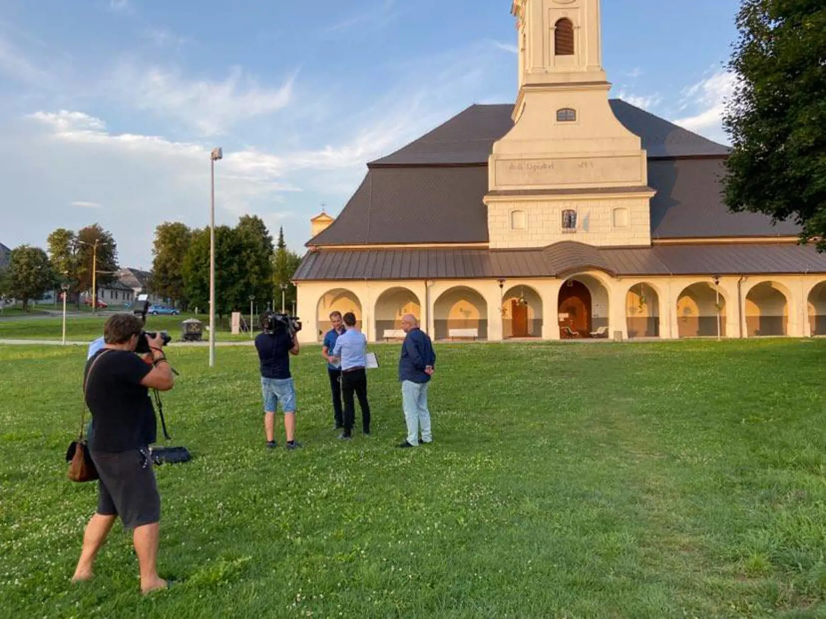 Rastrované
Matovič sa stretol s pani Zuzanou, ktorá nevyhrala v očkovacej lotérii pre zlý signál.