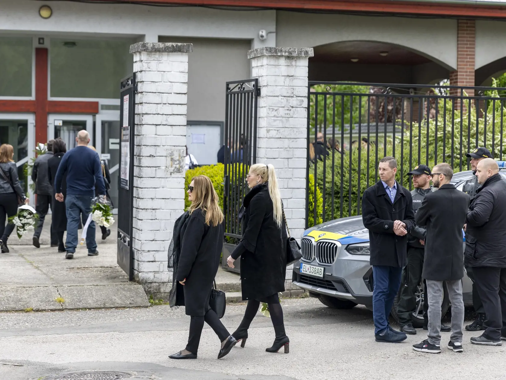 Pohreb zosnulej manželky poradcu ministra vnútra Ladislava Csemiho. 