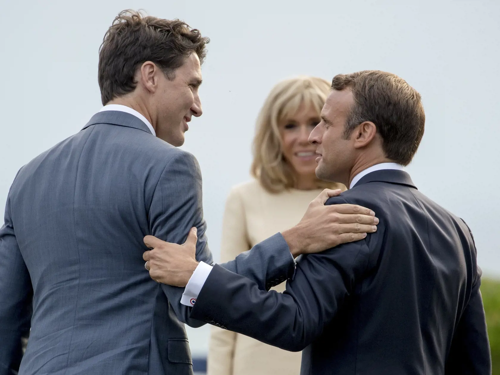 Brigitte Macron na samite lídrov G7 sprevádzala svojho manžela, francúzskeho prezidenta Emmanuela Macrona.