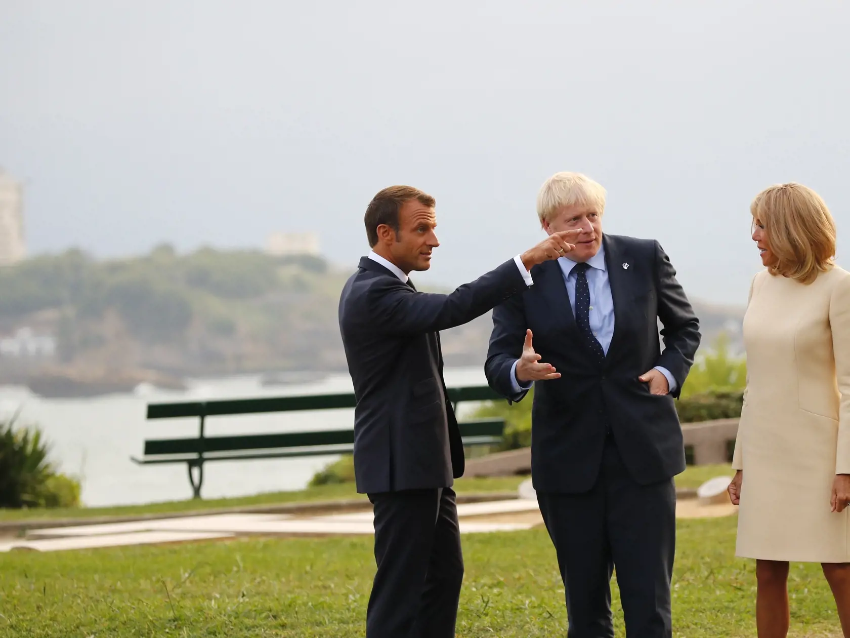 Brigitte Macron na samite lídrov G7 sprevádzala svojho manžela, francúzskeho prezidenta Emmanuela Macrona.