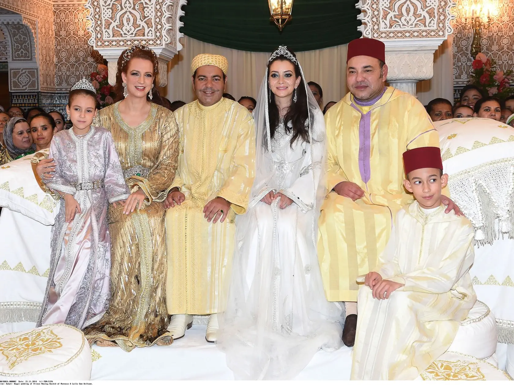 Lalla Salma, známa aj ako marocká princezná Lalla Salma, bola manželkou marockého kráľa Mohameda VI. Narodila sa ako Salma Bennani v roku 1978 vo Fese v Maroku. Lalla Salma bola prvou manželkou marockého panovníka, ktorá bola verejne uznaná a dostala kráľovský titul.
Lalla Salma sa počas svojho pôsobenia vo funkcii kráľovnej-konzorky angažovala v rôznych charitatívnych a filantropických aktivitách, pričom sa zameriavala najmä na zdravotné otázky, ako je informovanosť o rakovine a jej prevencia.