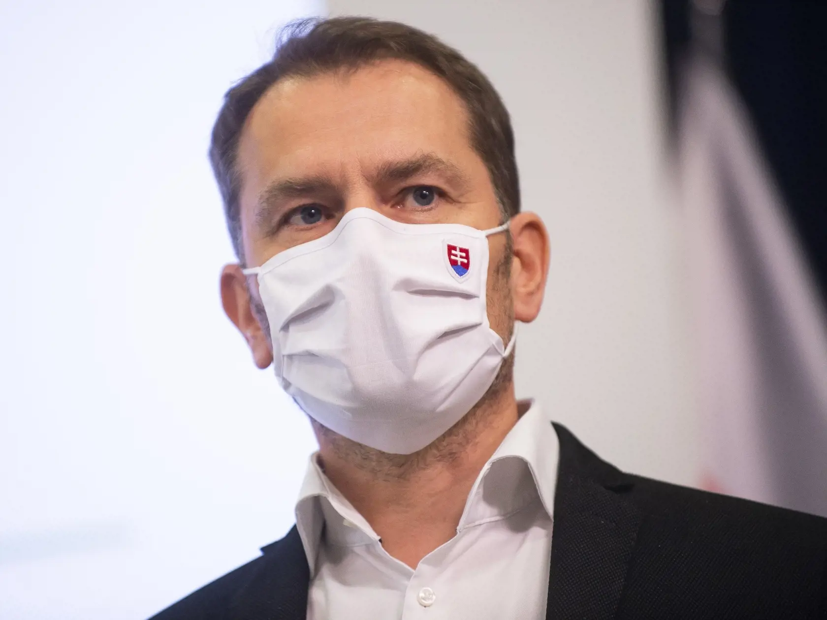 Na snímke predseda vlády SR Igor Matovič (OĽaNO) počas tlačovej konferencie po stretnutí s konzíliom odborníkov – epidemiológov na tému: Druhú vlnu epidémie si nemôžeme dovoliť 4. mája 2020 v Bratislave. FOTO TASR - Jakub Kotian