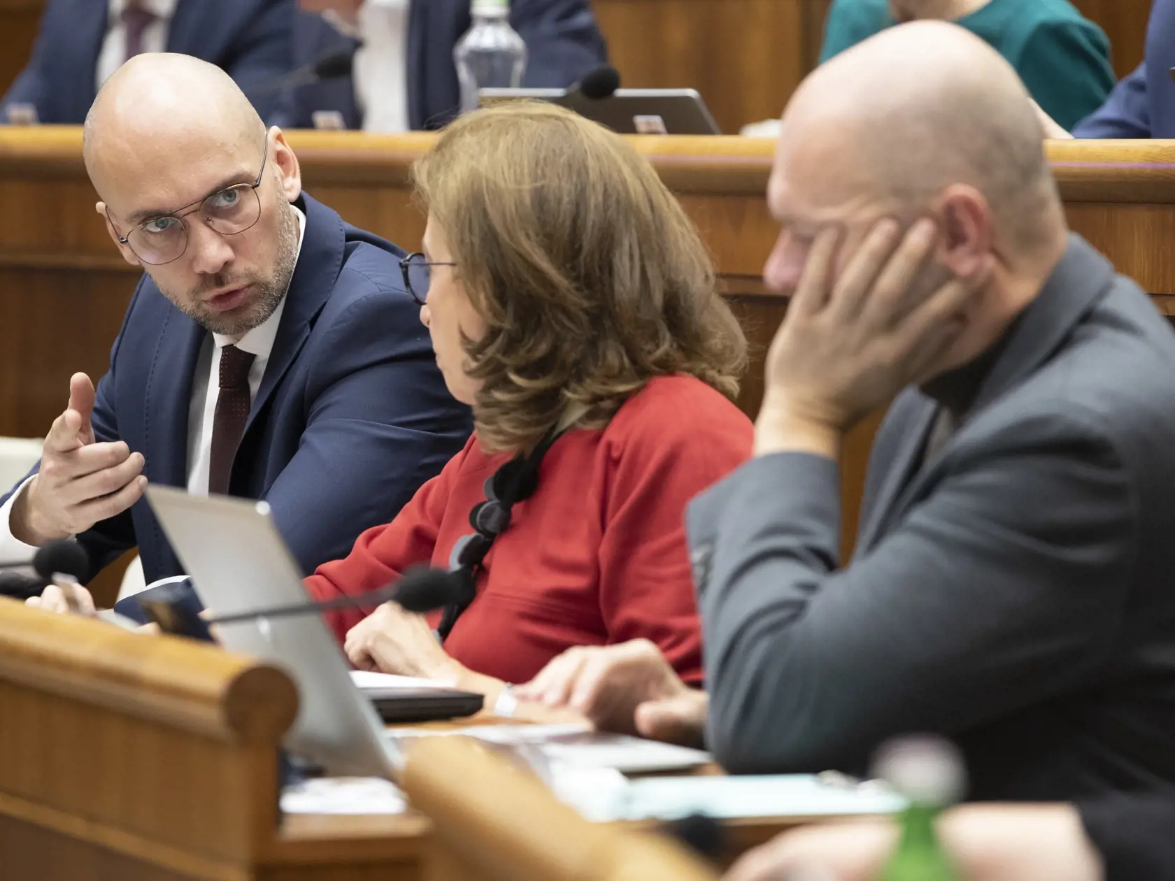 Strana Sloboda a solidarita jasne hlasovala za Matovičov odchod. Poskytla všetky možné hlasy okrem neprítomného Martina Klusa.