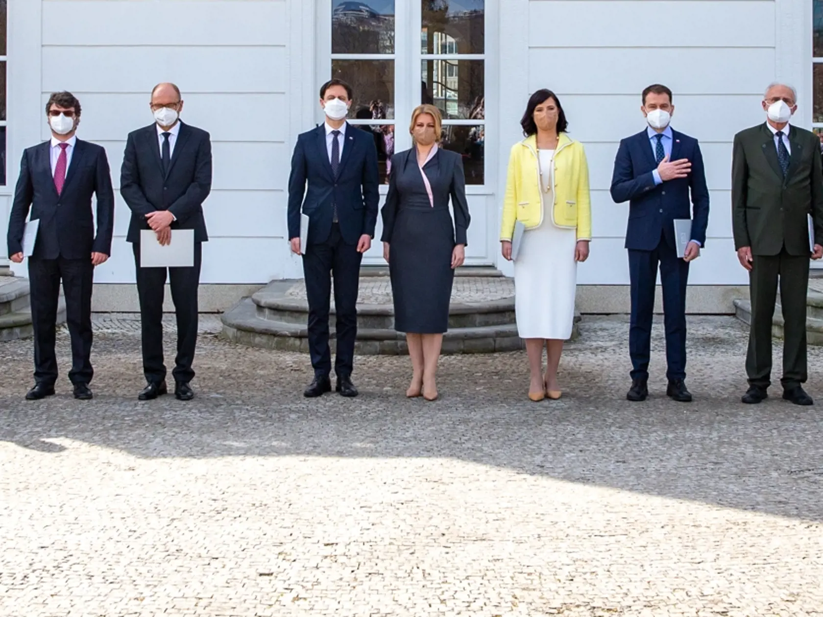 Igor Matovič a Richard Sulík. Niekdajší priatelia dnes spolu len ťažko vychádzajú. Minister hospodárstva s obľubou kritizuje kroky ministra financií, ten mu zase rád vyhadzuje na oči povalenie Radičovej vlády, nenakúpenie testov na Covid-19 či kritiku finančných motivácií k podpore očkovania.