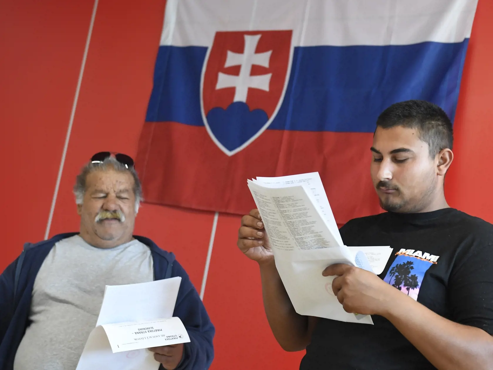 Matovičovo hnutie oslavovalo v rómskych osadách nevídaný úspech. Niekde dosiahli aj vyše 90% hlasov!