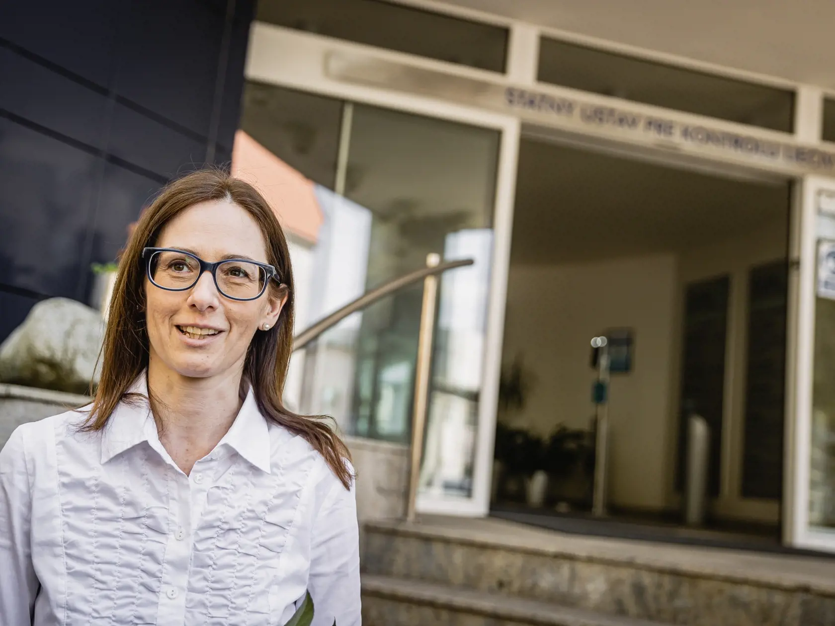 Zuzana Baťová šéfuje Štátnemu ústavu pre kontrolu liečiv (ŠÚKL). V rozhovore prezradila, ako to funguje s vakcínou Sputnik V aj čo budú skúmať v maďarských laboratóriách.