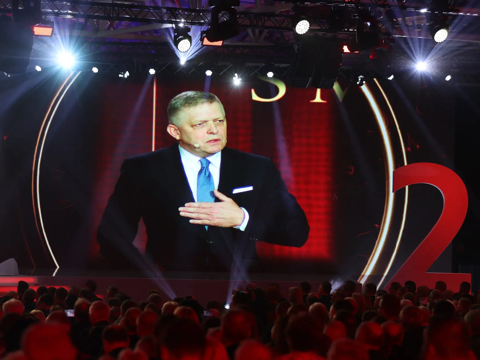Na snímke je Predseda vlády Slovenskej republiky Robert Fico na oslavách strany Smer - SD pri príležitosti 25. výročia založenia strany.