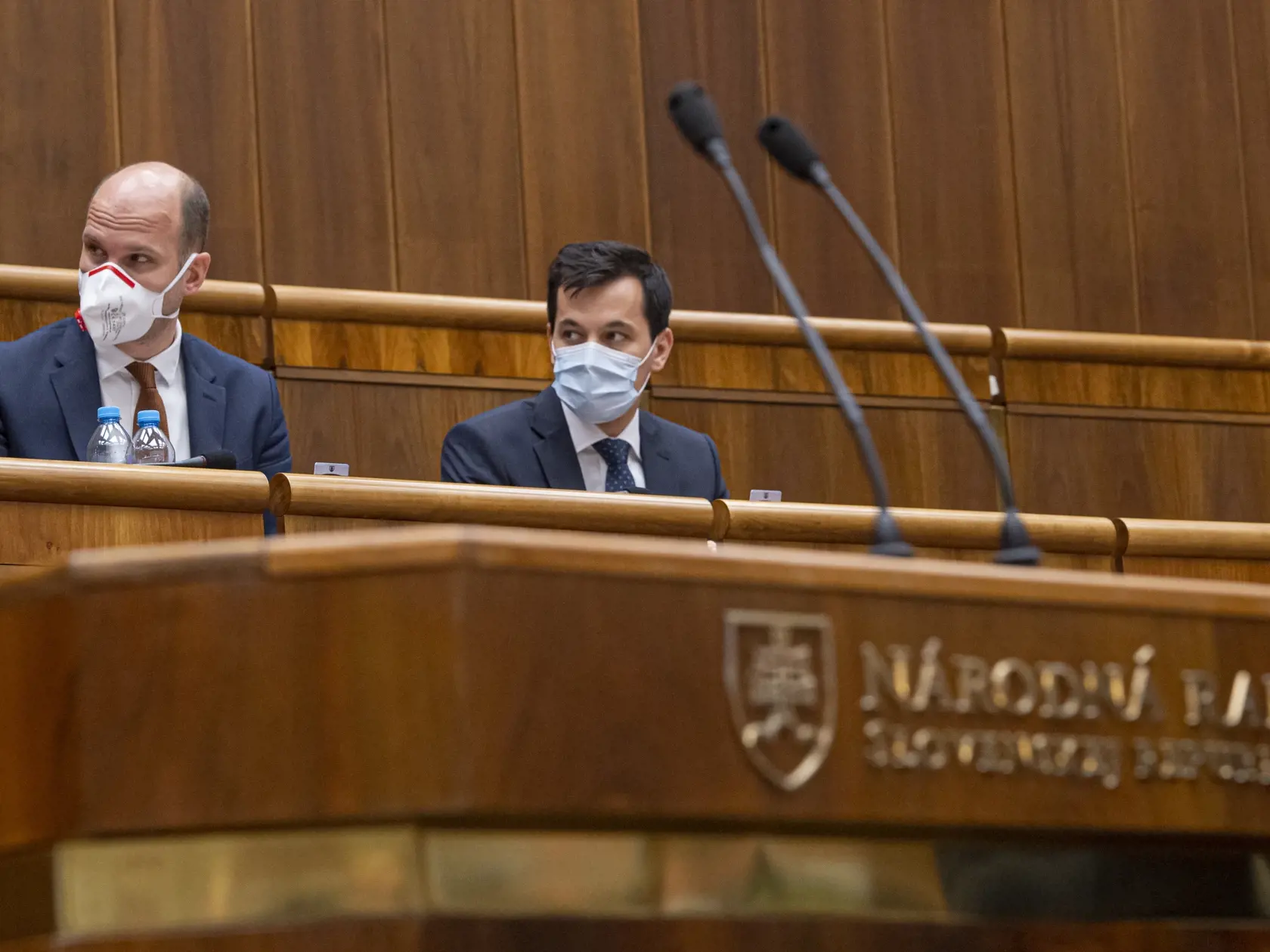 Podpredseda parlamentu a koaličnej strany Za ľudí Juraj Šeliga sa ospravedlnil za to, že v piatok nespustili aplikáciu umožňujúcu stráviť karanténu v domácej izolácii.