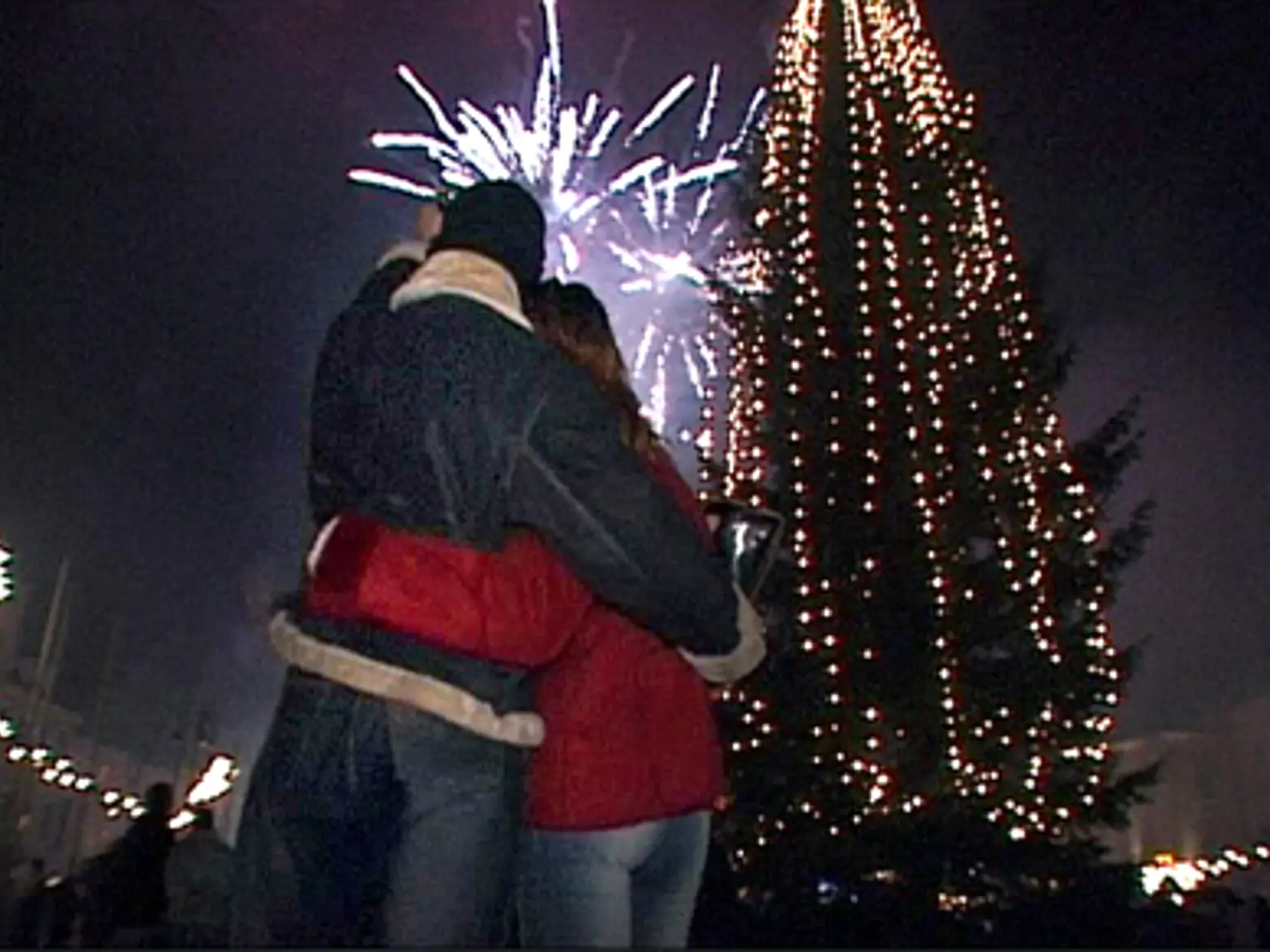 ohňostroj, silvester, zábava, mesto, Banská Bystrica
foto: Erika Krčová
26.12.2006
pôvodný súbor:silvester.jpg