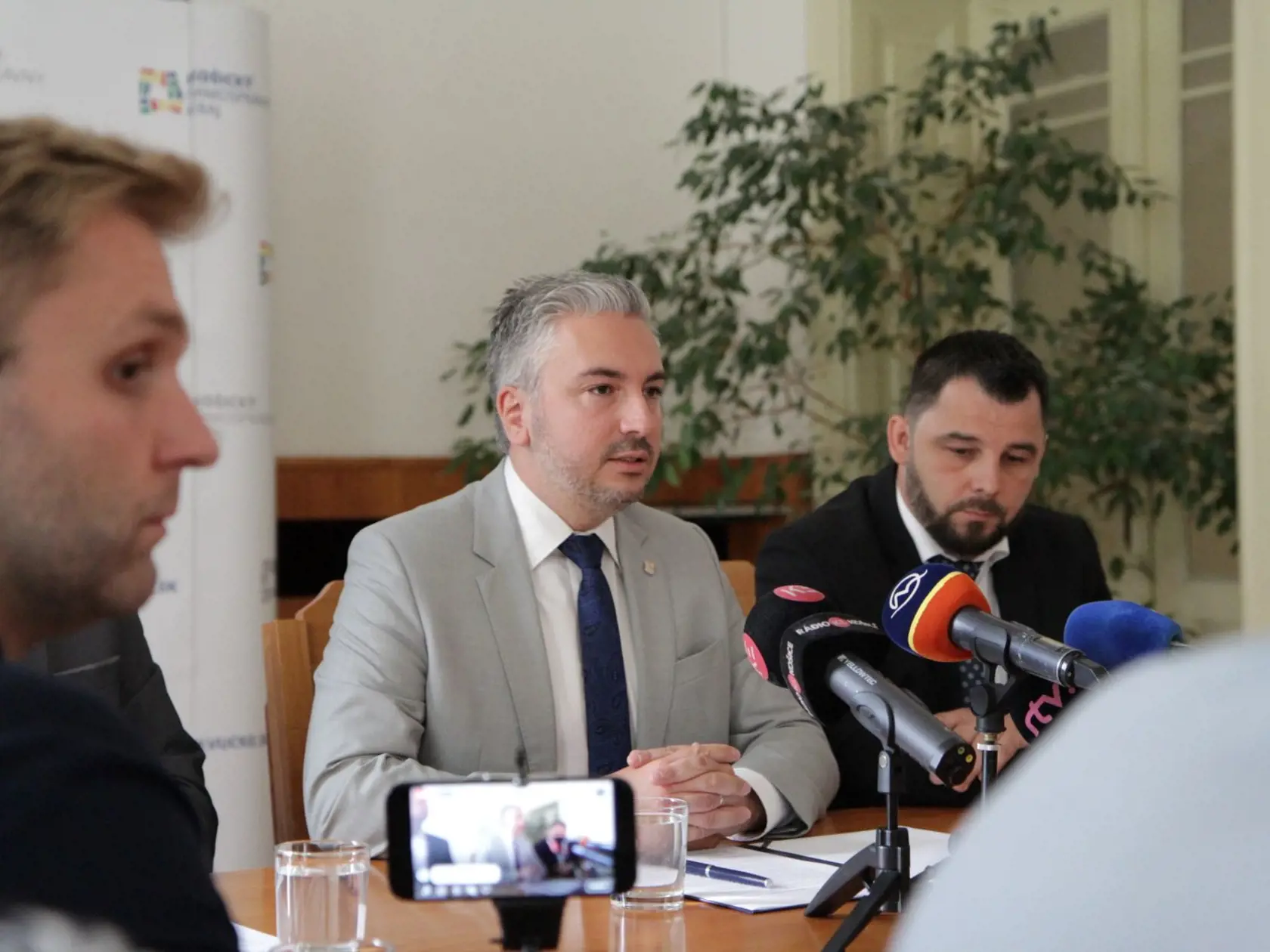 Predseda KSK Rastislav Trnka  informuje o vrte pri Čižaticiach.