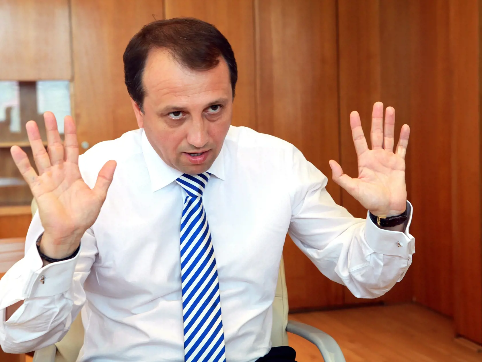 Jozef Burian ešte ako štátny tajomník ministerstva práce a sociálnych vecí. (archívne foto)