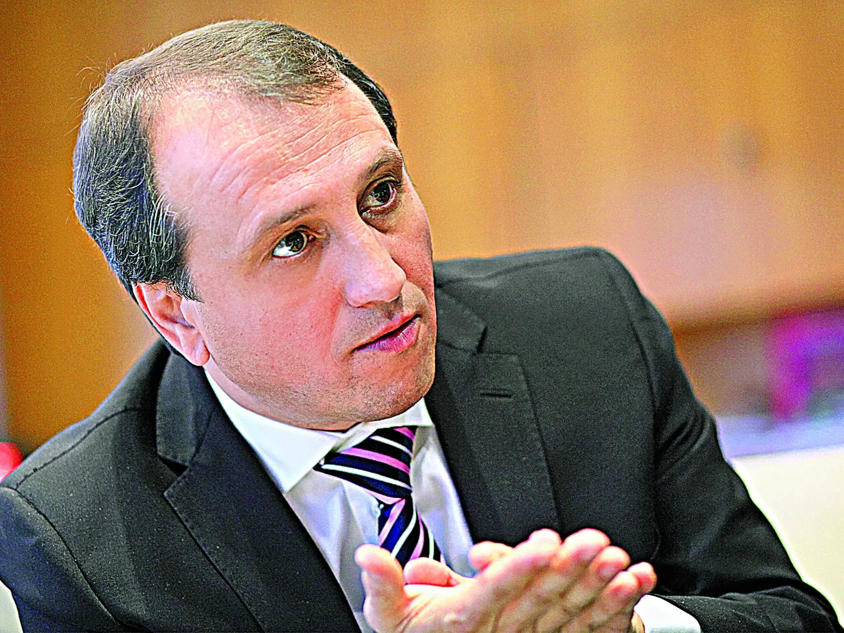 Jozef Burian ešte ako štátny tajomník ministerstva práce a sociálnych vecí. (archívne foto)