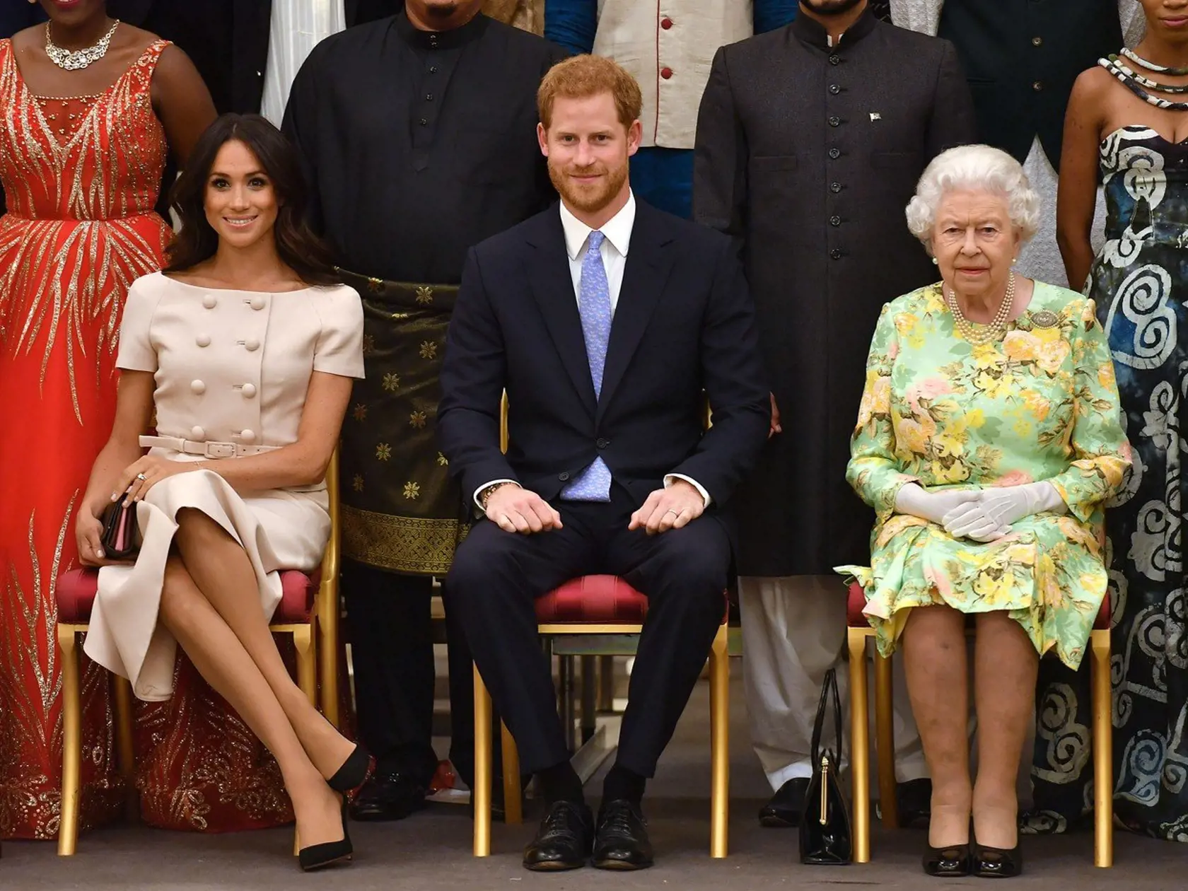 Kráľovná pridelila povinnosti aj Meghan a Harrymu. Po ich odchode musela ich prácu prerozdeliť.