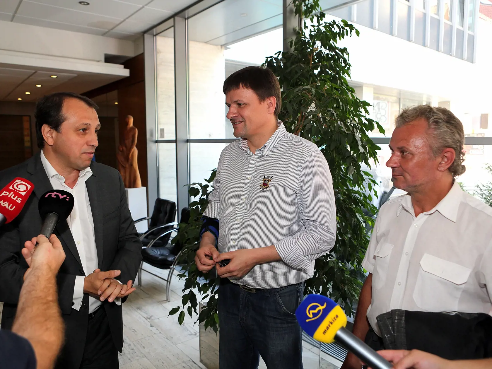 Jozef Burian ešte ako štátny tajomník ministerstva práce a sociálnych vecí. (archívne foto)