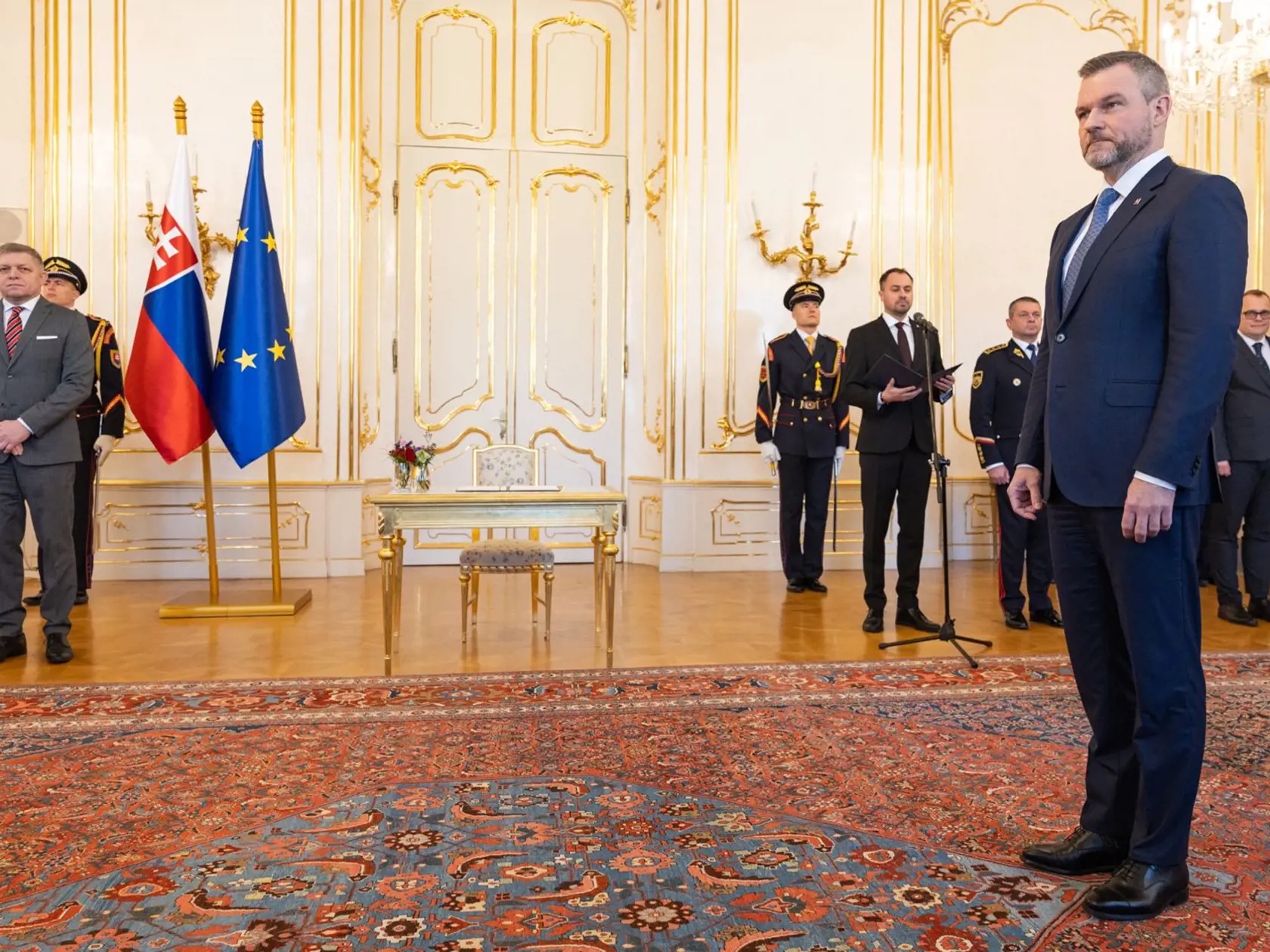 Pellegrini odvolal jedného a vymenoval druhého ministra v Prezidentskom paláci.