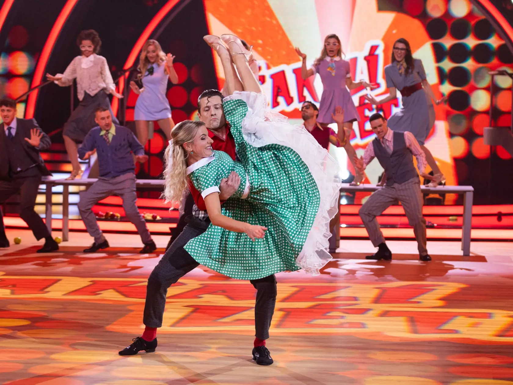 Tretie kolo Let's Dance. Na snímke Juraj Loj s Natáliou Horváthovou.