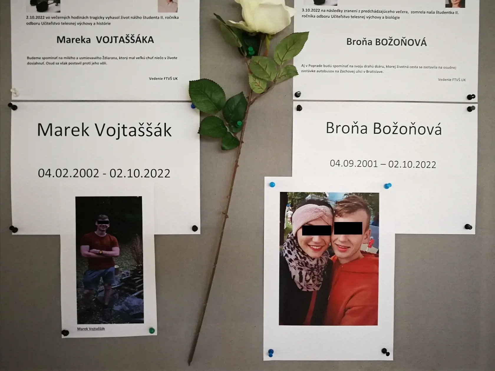 Medzi obeťami boli aj Marek Vojtaššák, študent FTVŠ a FiF UK, Broňa Božoňová, študentka FTVŠ a Prif UK.