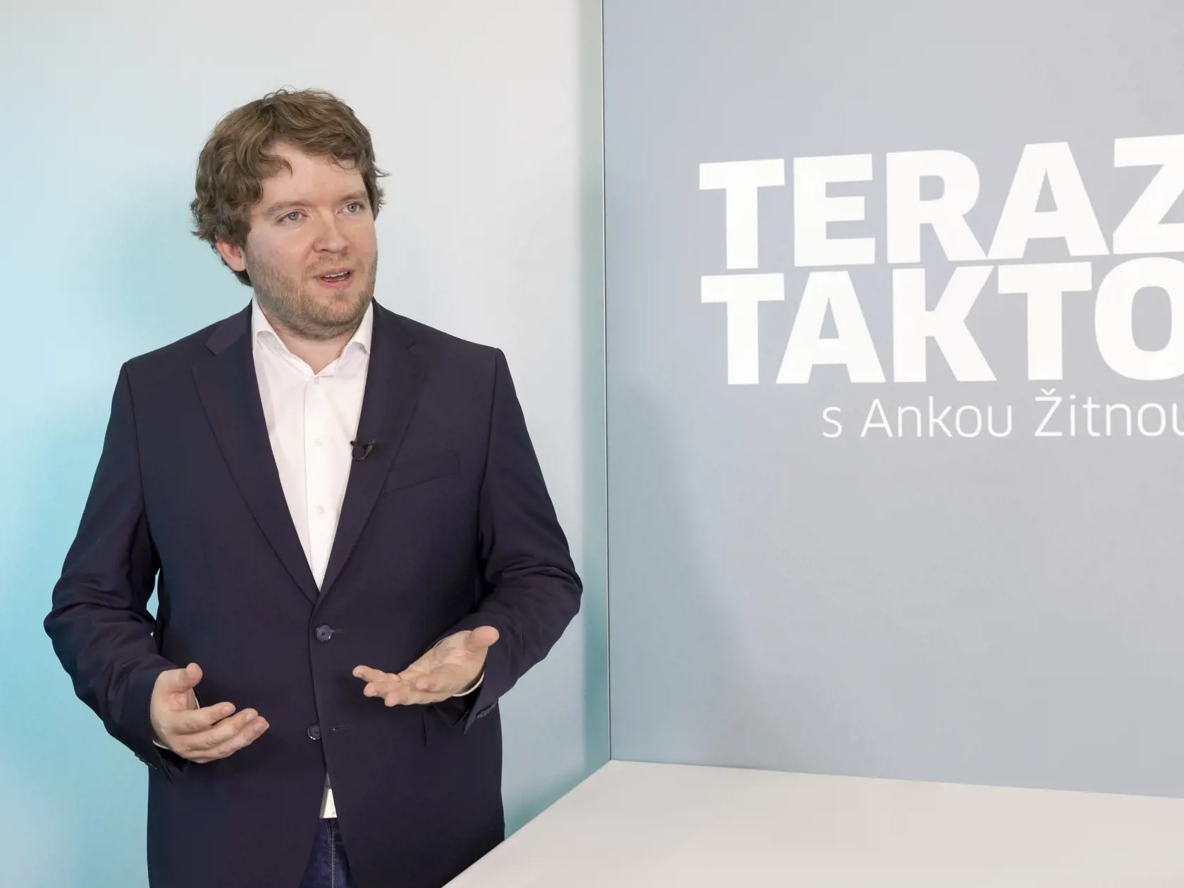 Ábel Ravasz, sociológ a politik, nehovorí v súvislosti s témou OĽaNO a Rómovia o podvode, ale mieni, že bez sľúbených peňazí by niektorí voliť nešli.
