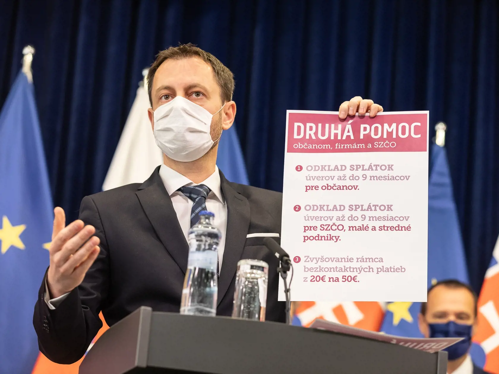 Brífing premiéra Igora Matoviča a minister financií Eduarda Hegera k ďalším ekonomickým opatreniam, ktoré majú zmierniť dopad krízy 