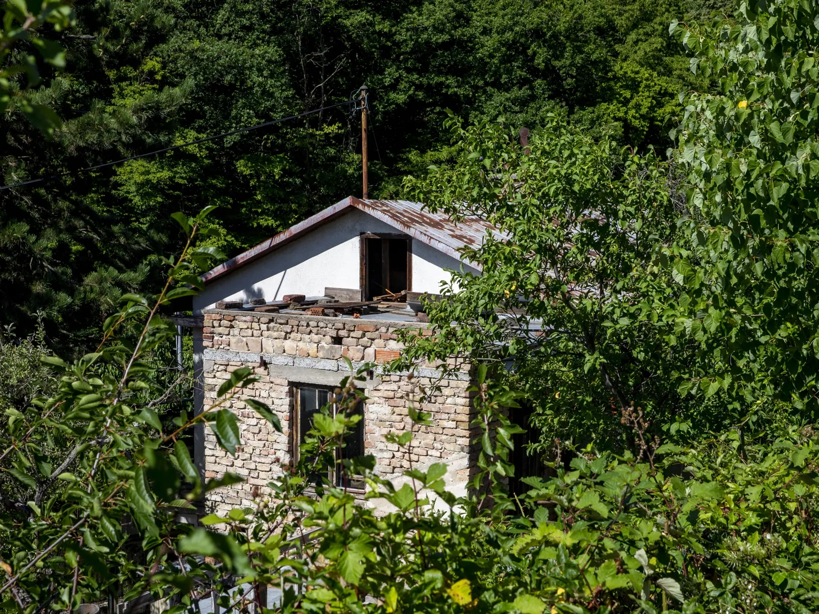Miesto činu, kde sa muž chcel zbaviť mŕtvoly a následne spáchal samovraždu.