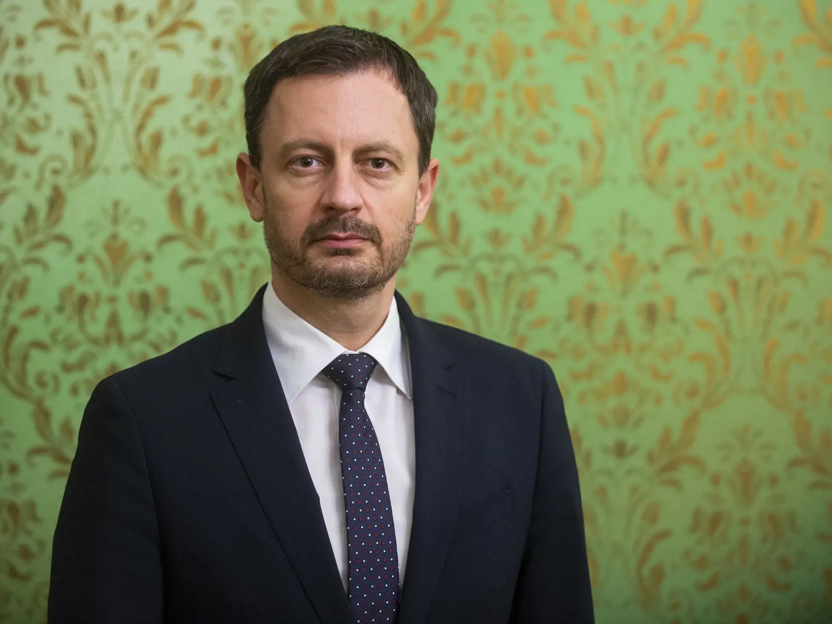 Na snímke predseda vlády SR Eduard Heger (OĽaNO) počas rozhovoru pre Tlačovú agentúru SR  v Bratislave 7. decembra 2021. FOTO TASR - Jakub Kotian