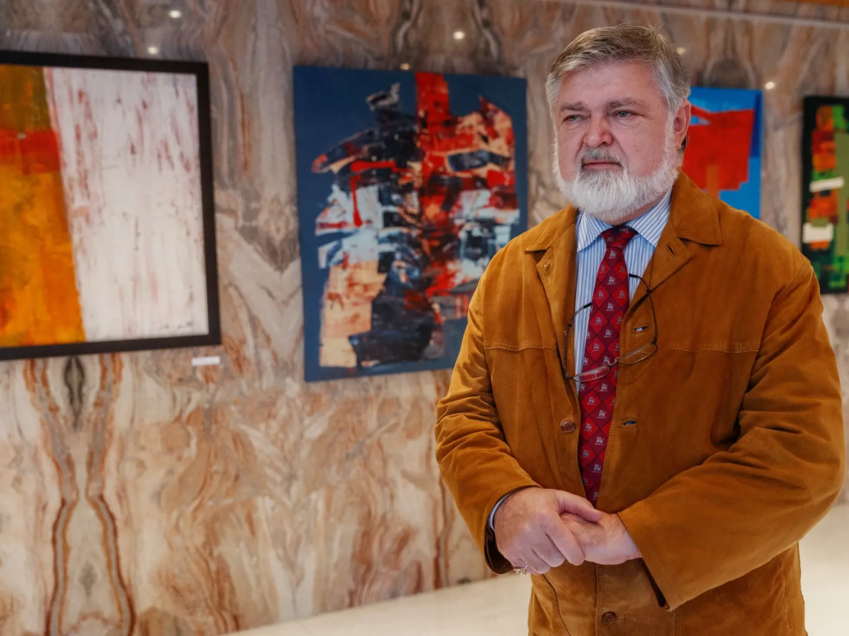 Na snímke operný spevák Peter Dvorský, pôsobiaci v Ríme ako riaditeľ Slovenského inštitútu, ktorý slúži na na prezentáciu našej krajiny v oblasti kultúry, umenia, ale aj školstva, vedy, cestovného ruchu či investičných príležitostí.