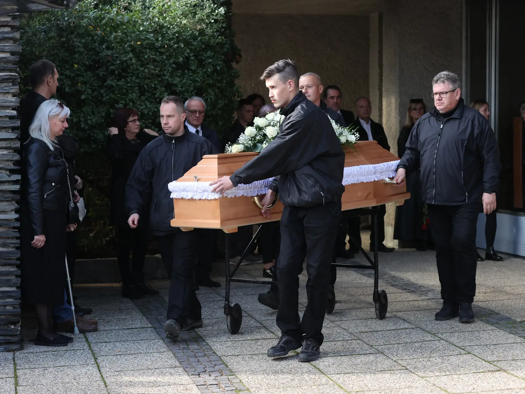 Pohreb Natálie Hamrákovej, ktorá zomrela pri nehode na Zochovej ulici v Bratislave.
