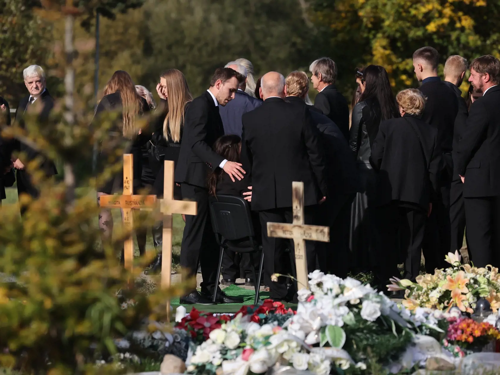Pohreb Natálie Hamrákovej, ktorá zomrela pri nehode v Bratislave na Zochovej ulici. Tragédiu spôsobil Dušan Dědeček,  ktorý šoféroval pod vplyvom alkoholu. Okrem Natálie mala nehoda ďalšie štyri obete.