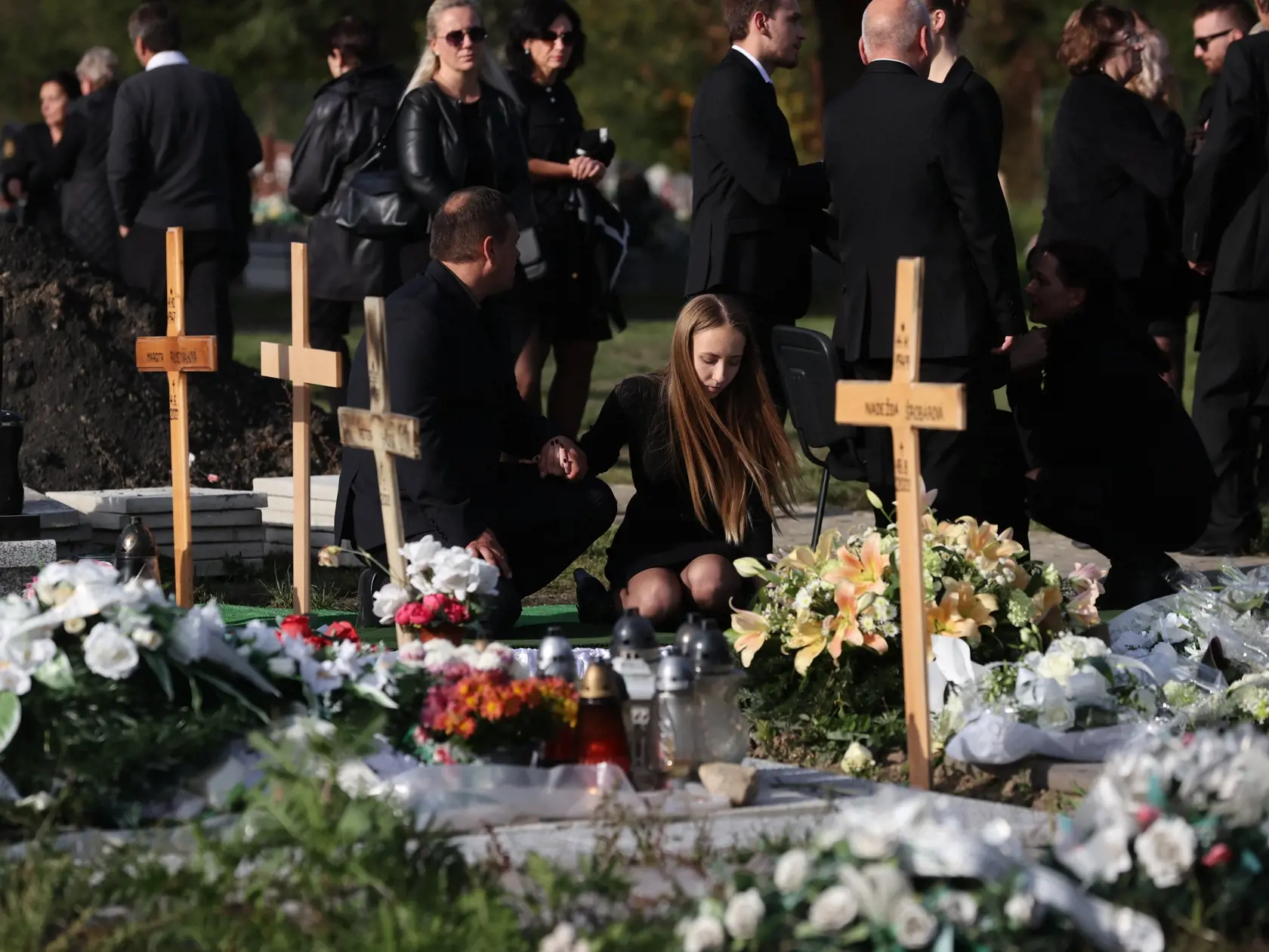 Pohreb Natálie Hamrákovej, ktorá zomrela pri nehode v Bratislave na Zochovej ulici. Tragédiu spôsobil Dušan Dědeček,  ktorý šoféroval pod vplyvom alkoholu. Okrem Natálie mala nehoda ďalšie štyri obete.