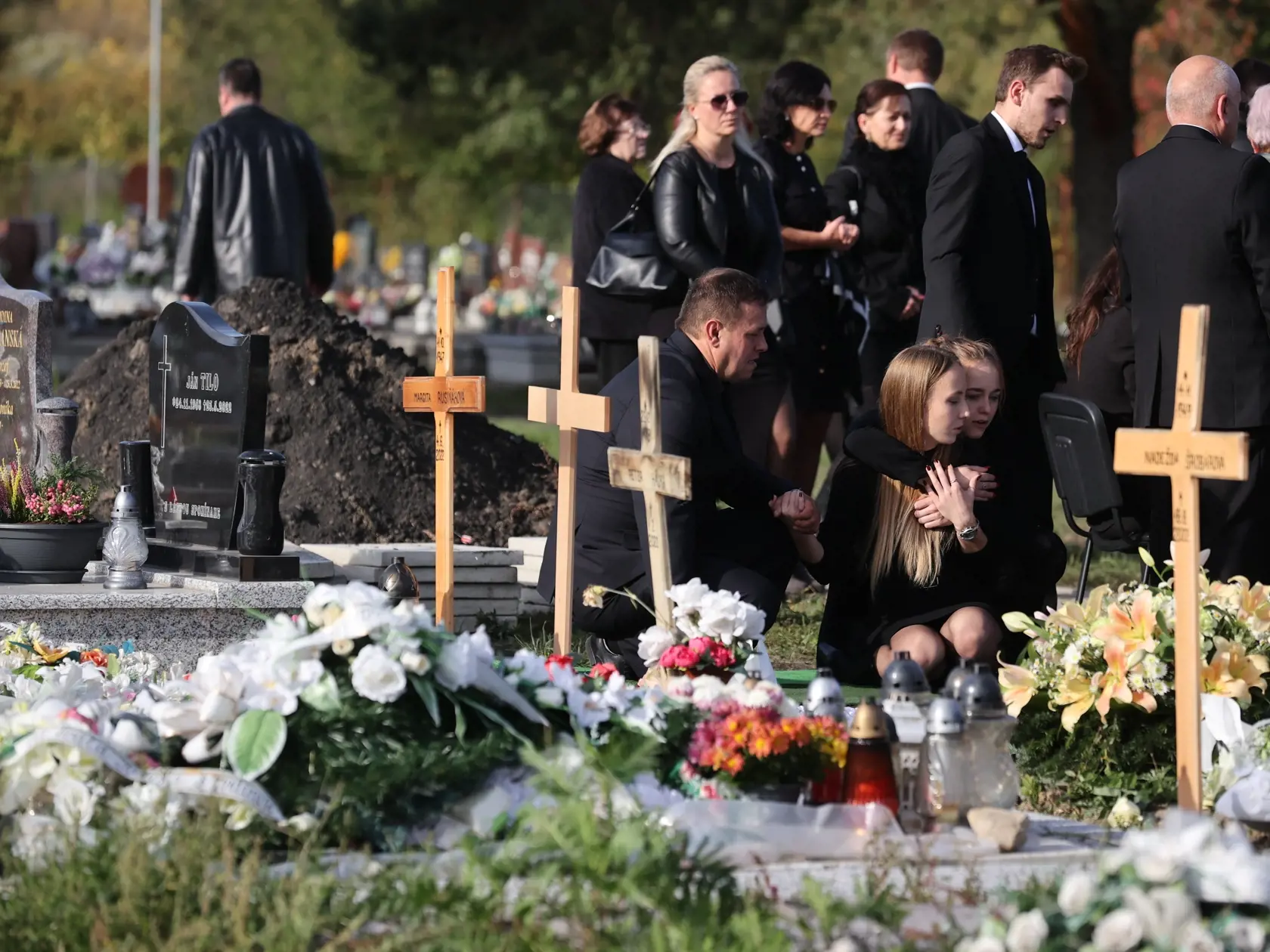 Pohreb Natálie Hamrákovej, ktorá zomrela pri nehode v Bratislave na Zochovej ulici. Tragédiu spôsobil Dušan Dědeček,  ktorý šoféroval pod vplyvom alkoholu. Okrem Natálie mala nehoda ďalšie štyri obete.