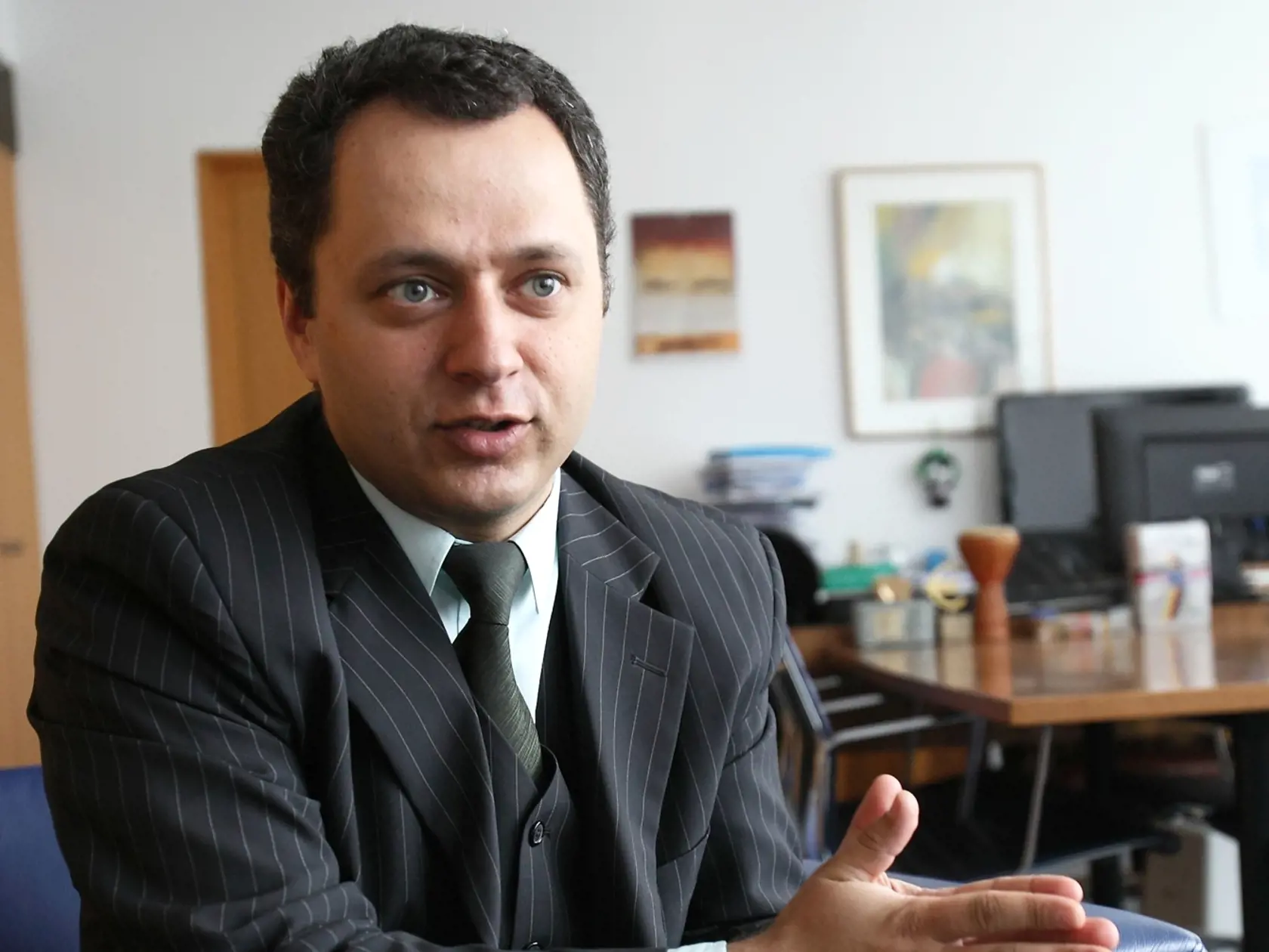 ŠPIČKOVÝ EKONÓM Martin Šuster upozornil na riziko falošnej pozitivity testov.