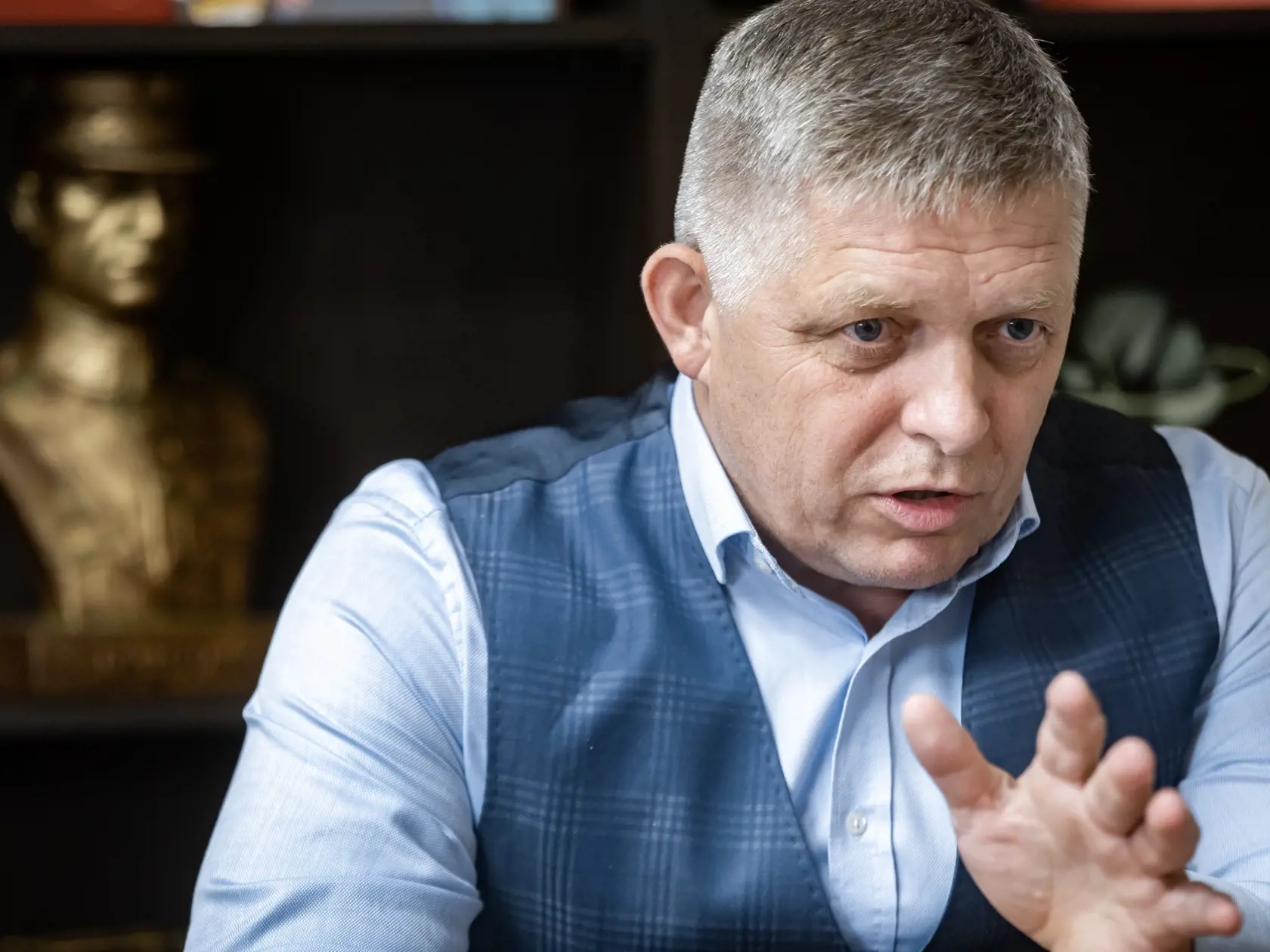 Na snímke je líder strany -  SMER SD Robert Fico.