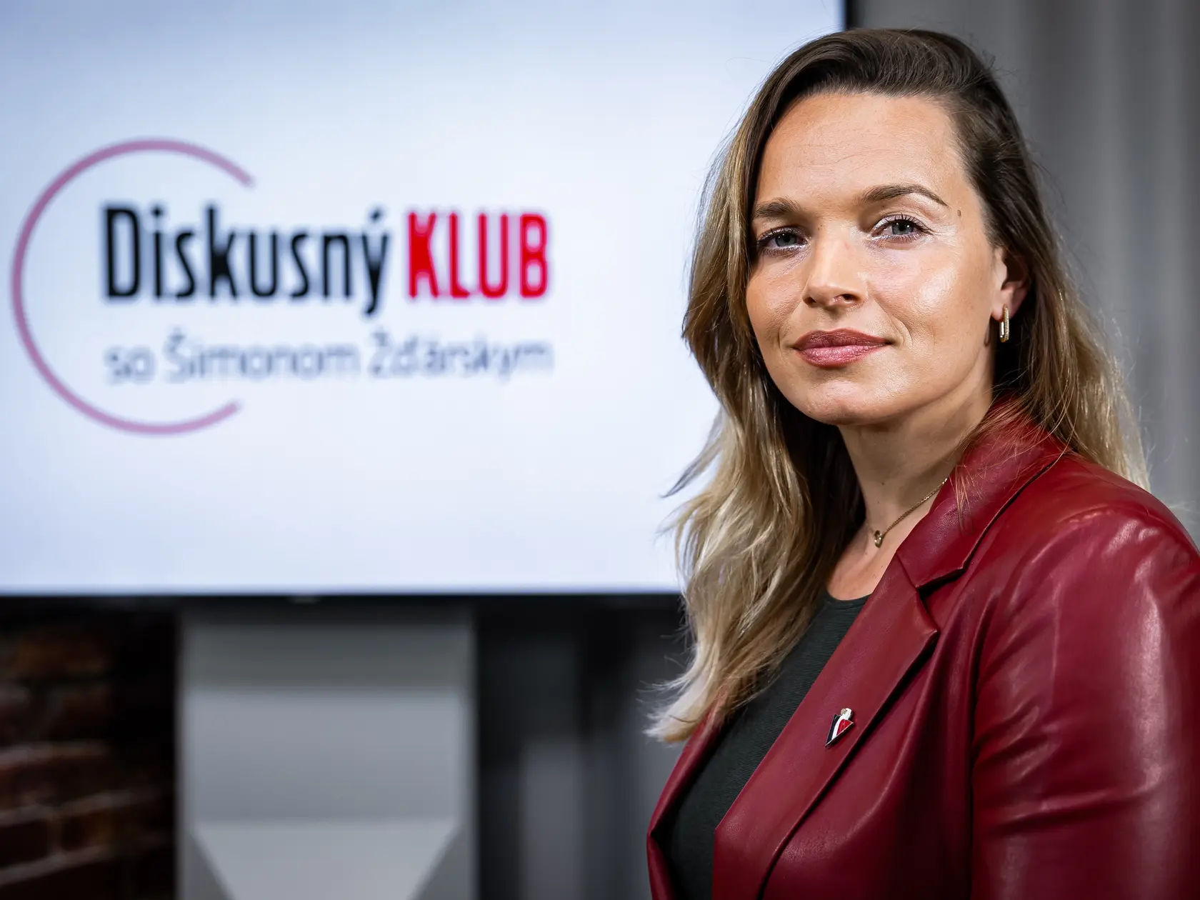 Romana Tabaková v relácii Diskusný klub so Šimonom Žďárským.
