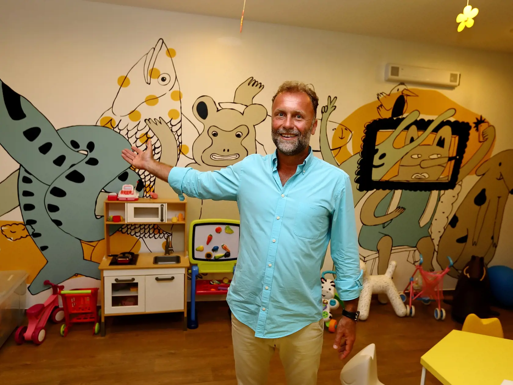 Dnes už bývalý riaditeľ NÚDCH Ladislav Kužela , ktorý nečakane skončil vo svojej funkcii.