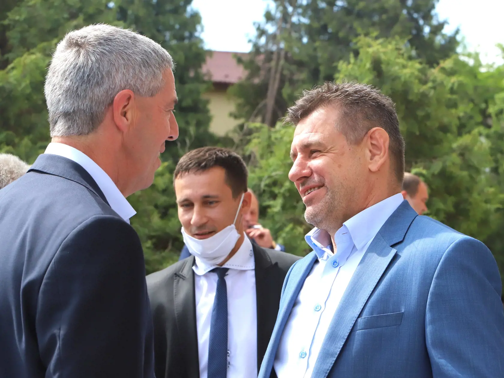Na snímke je kandidát na predsedu Most-Híd László Sólymos pred začatím volebného snemom strany Most-Híd vo Fiľakove.