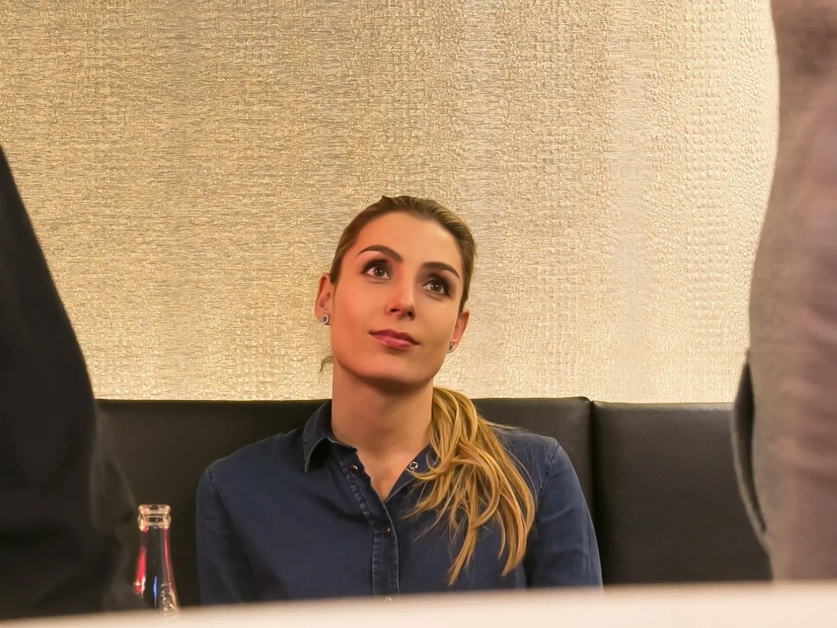 Simona Frantová má rozbehnutú sľubnú kariéru moderátorky v televízii TA3.