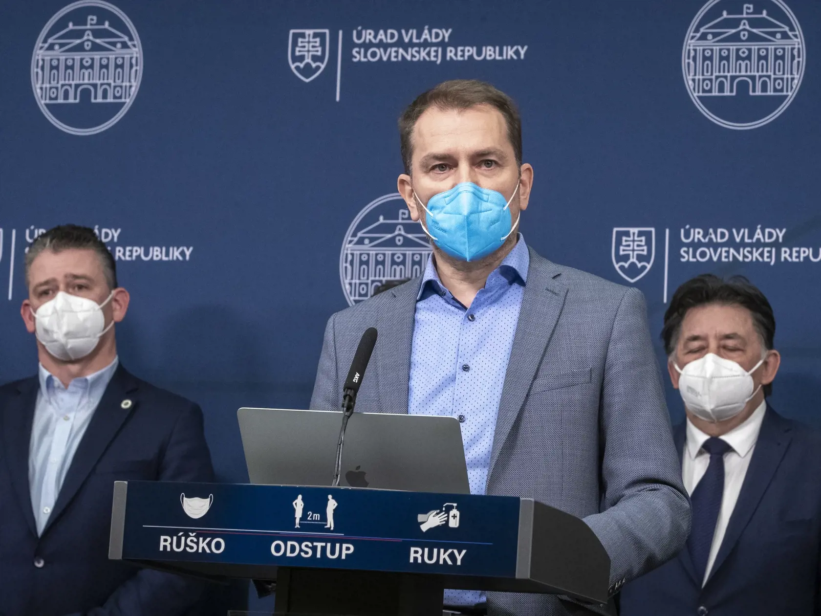 Koaličná rada na úrade vlády SR, ktorá sa zaoberala súčasnou vládnou krízou. Tlačovka predstaviteľov strany OĽaNO. Na snímke je premiér Igor Matovič