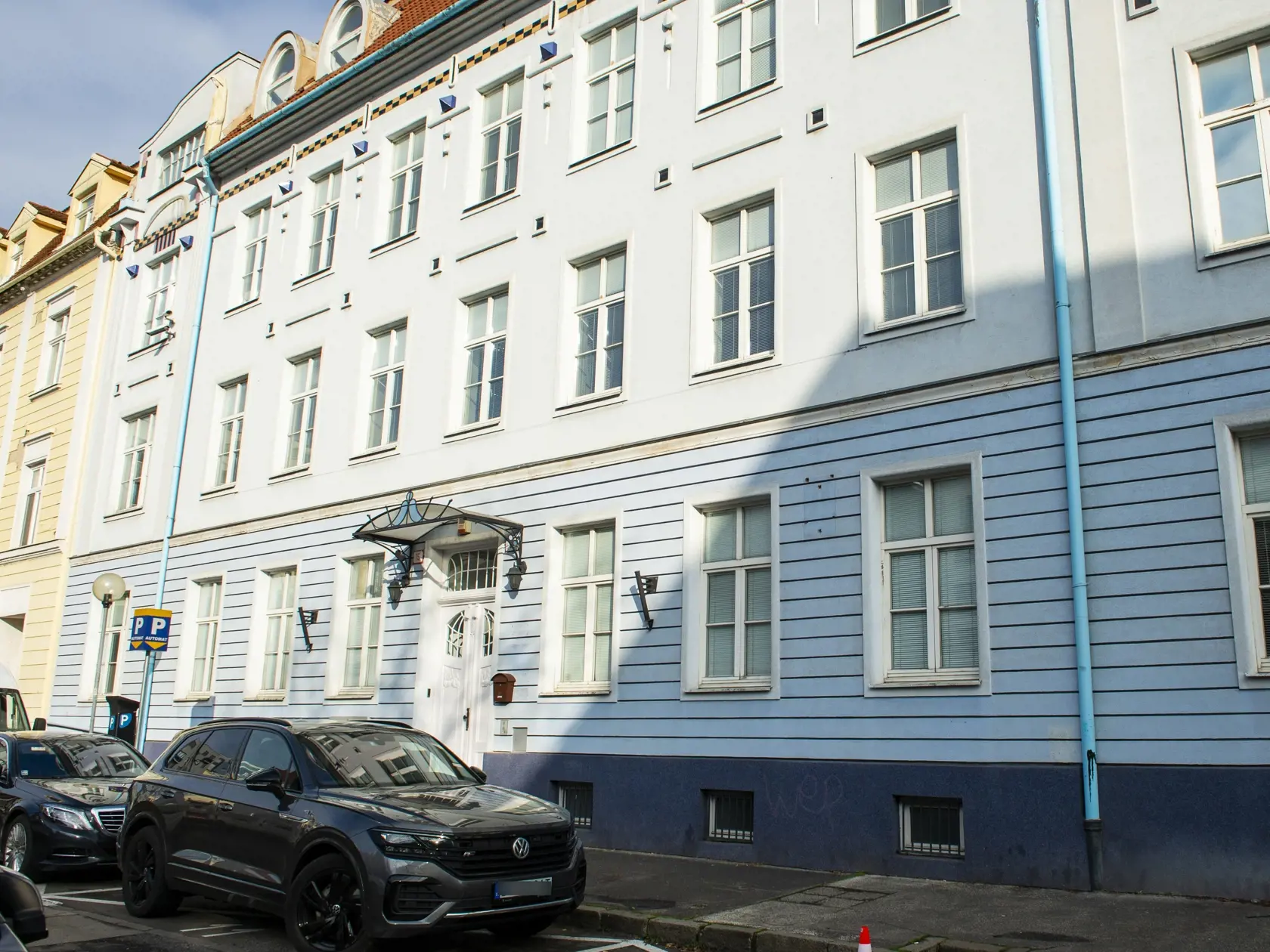 Na snímke sídlo strany Hlas - sociálna demokracia, ktoré sa nachádza v centre mesta na Lazaretskej ulici 28. novembra 2020 v Bratislave. FOTO TASR - Jakub Kotian