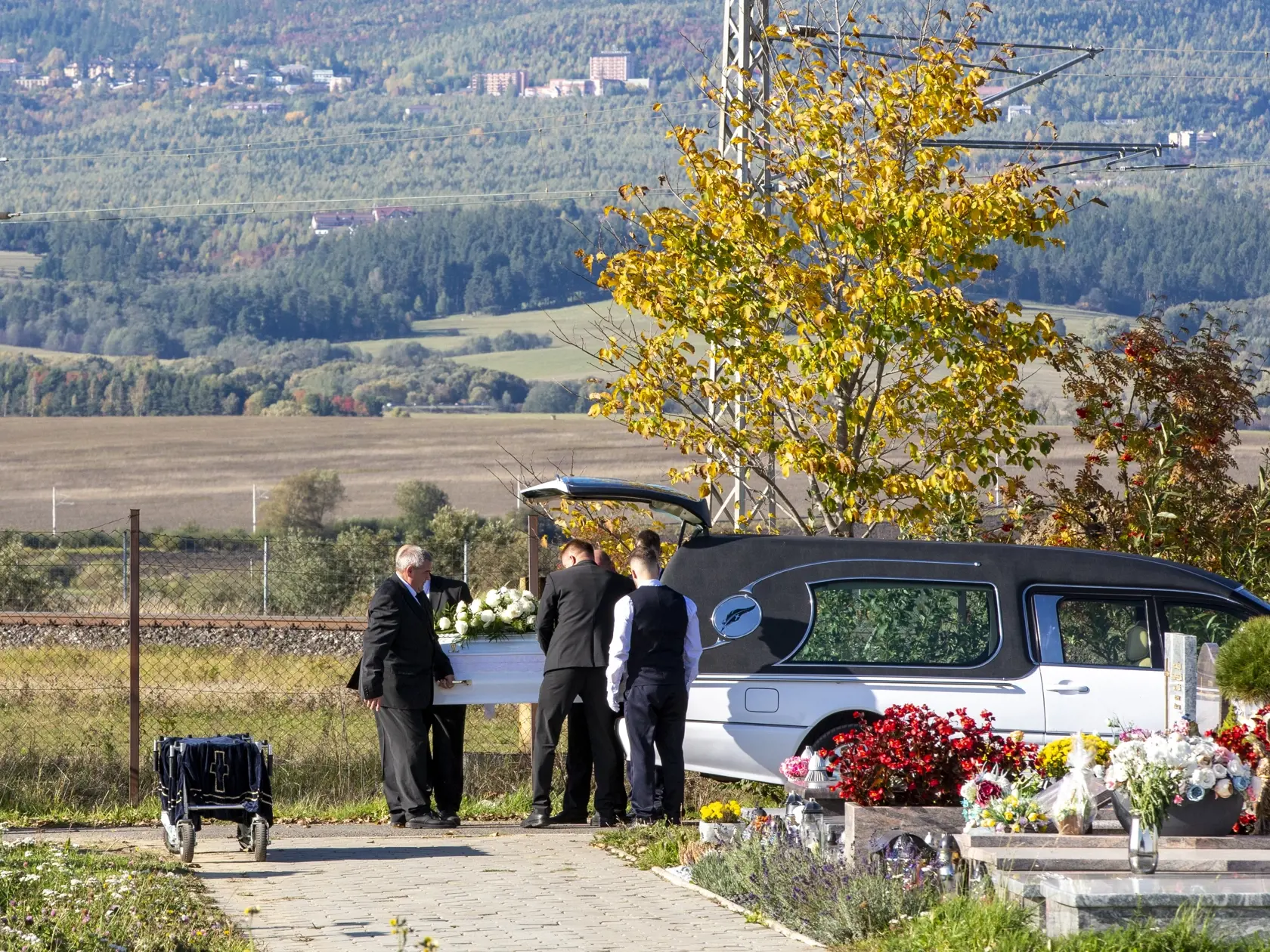 V Poprade sa konala posledná rozlúčka s Broňou Božoňovou, ktorá prišla o svoj život pri tragickej nehode na Zochovej ulici v Bratislave.