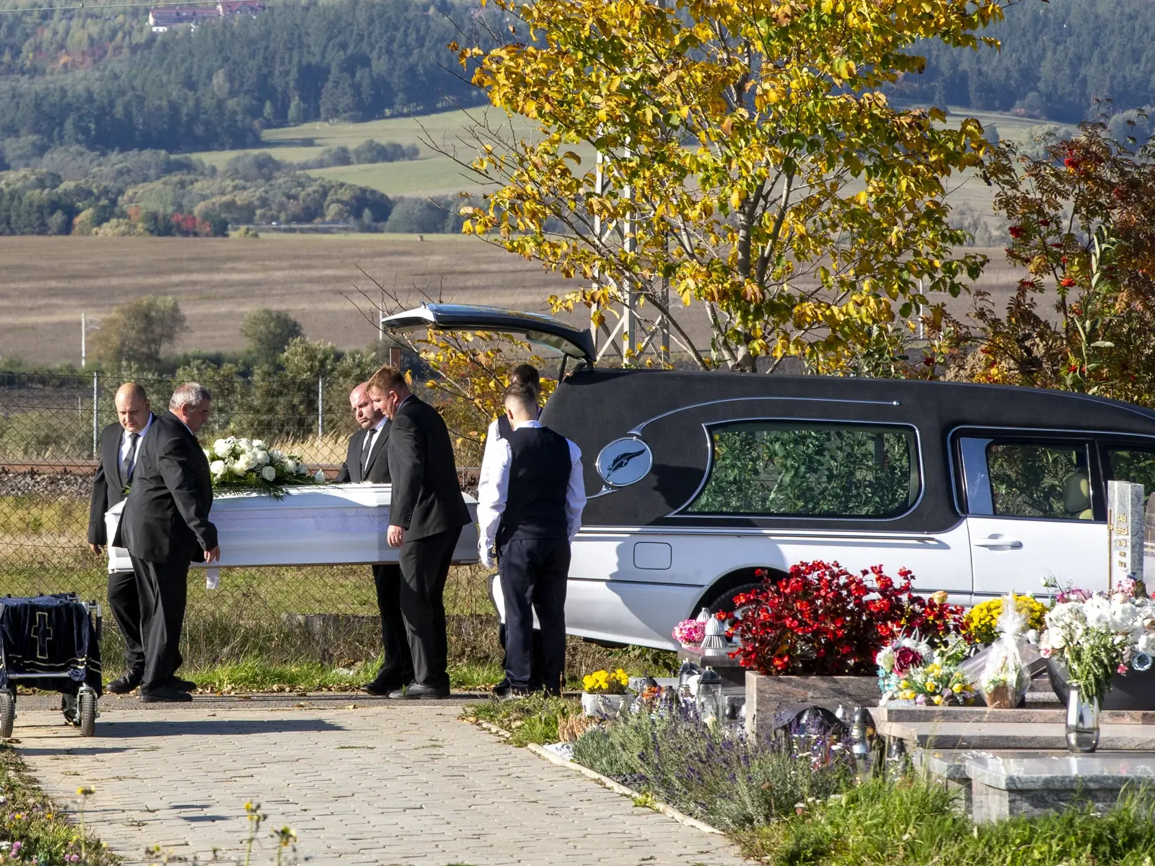 V Poprade sa konala posledná rozlúčka s Broňou Božoňovou, ktorá prišla o svoj život pri tragickej nehode na Zochovej ulici v Bratislave.