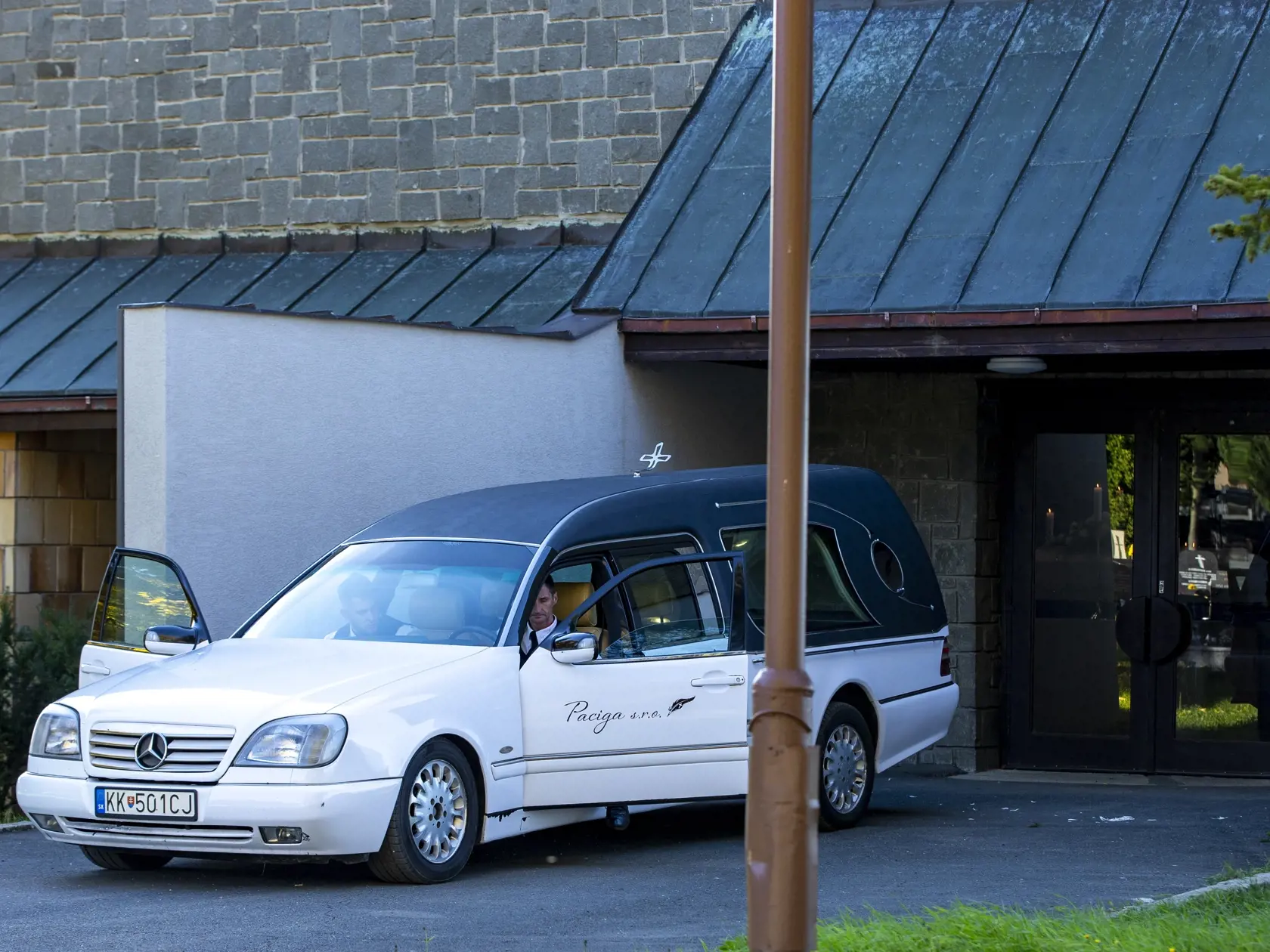 V Poprade sa konala posledná rozlúčka s Broňou Božoňovou, ktorá prišla o svoj život pri tragickej nehode na Zochovej ulici v Bratislave.