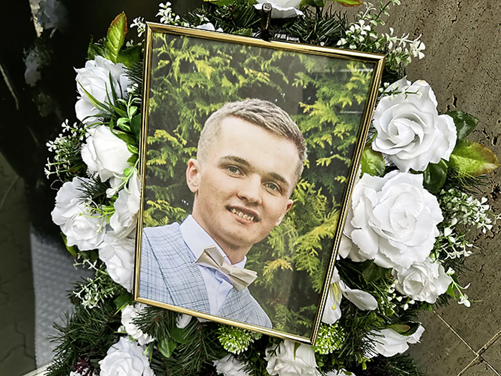 Spis nedočítal. Z toho, čo zistil, však Jožo vie, že Portugalec bol v čase útoku na jeho syna pri zmysloch.