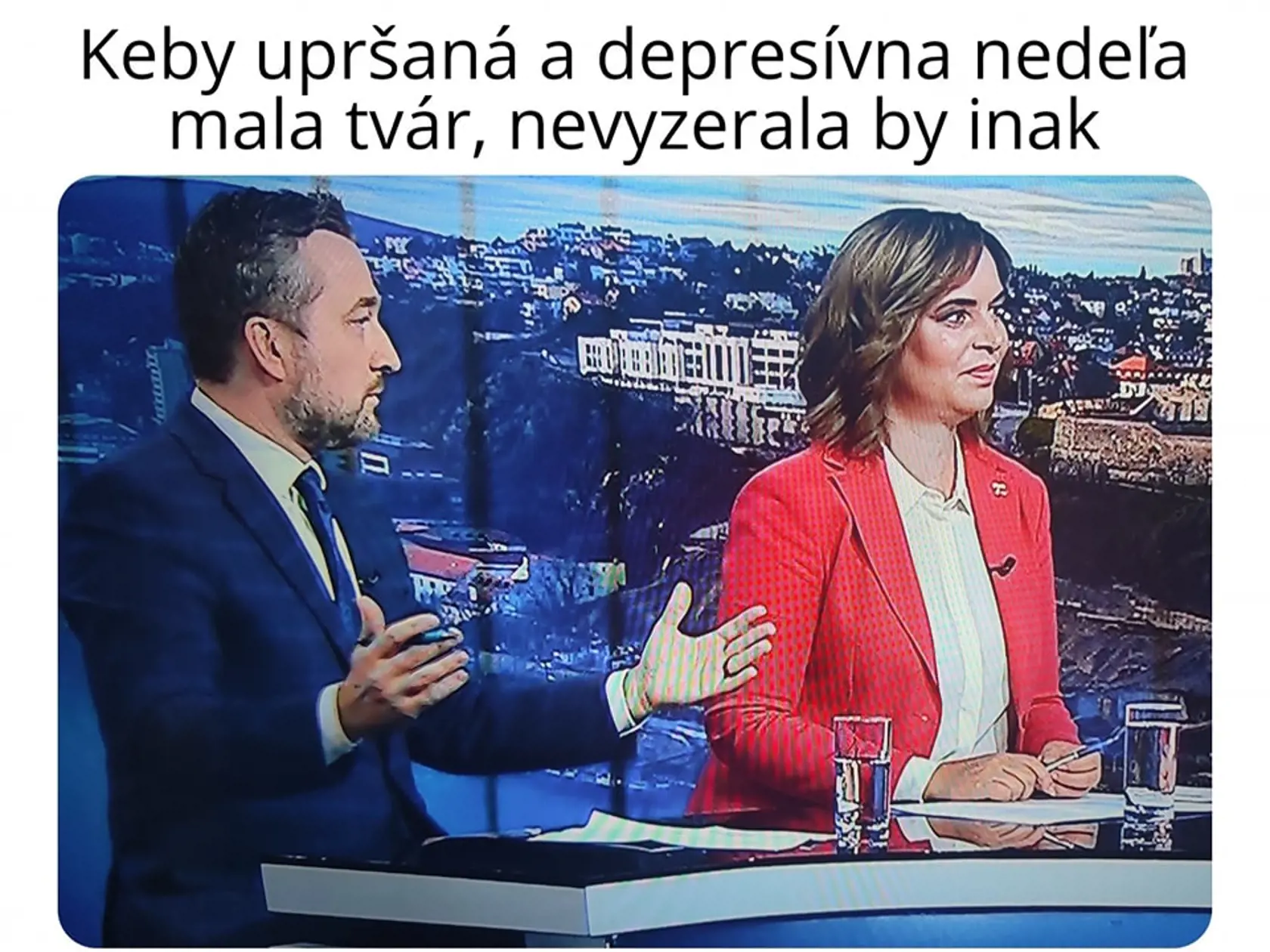 V nedeľnej politickej relácii mal vystúpiť okrem Veroniky Remišovej aj Robert Fico. Ten ale neprišiel a nahradil ho jeho stranícky kolega Ľuboš Blaha.