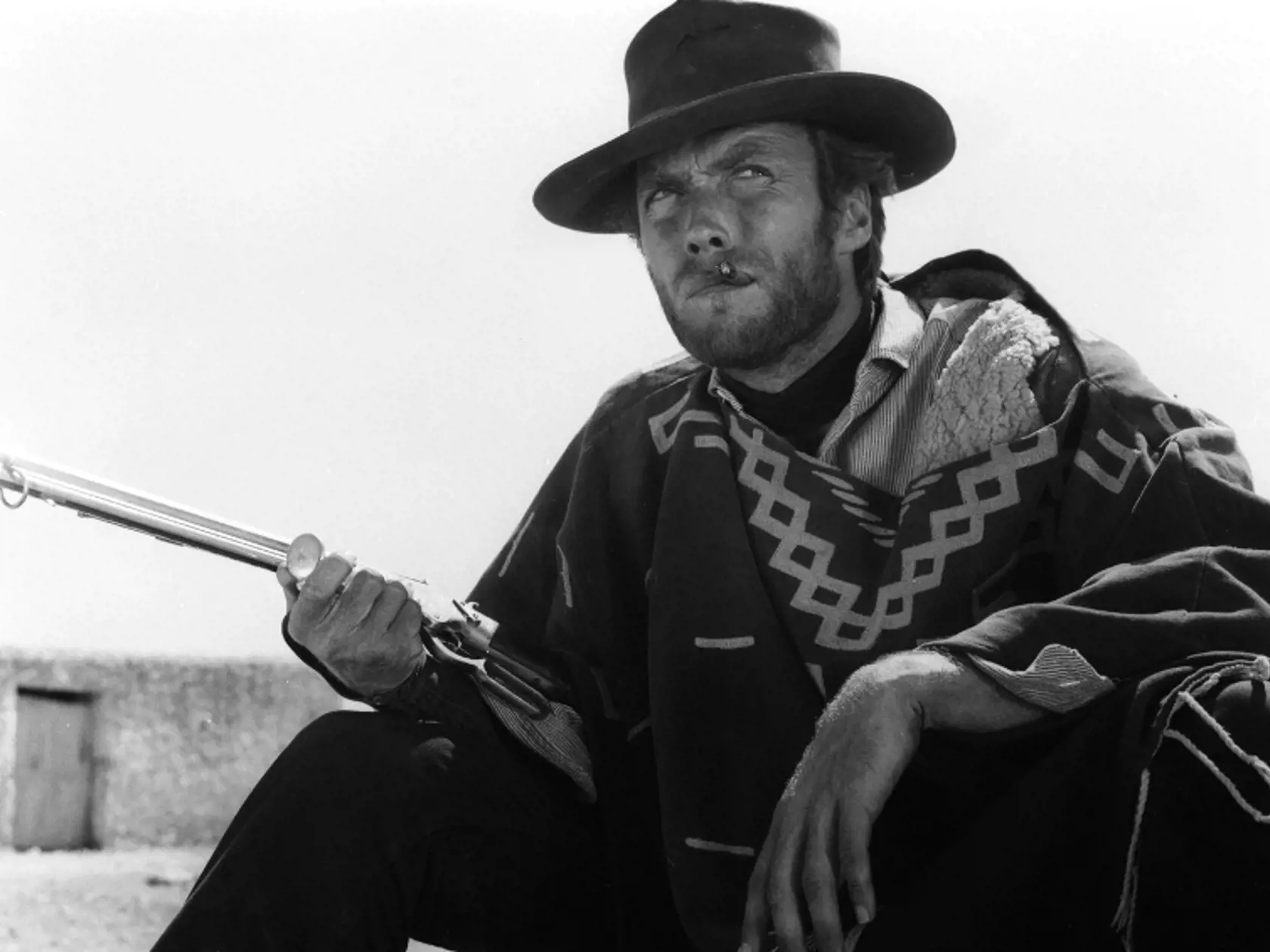 Clint Eastwood: Pištoľník nenamieri svoju zbraň proti manželstvám homosexuálov.