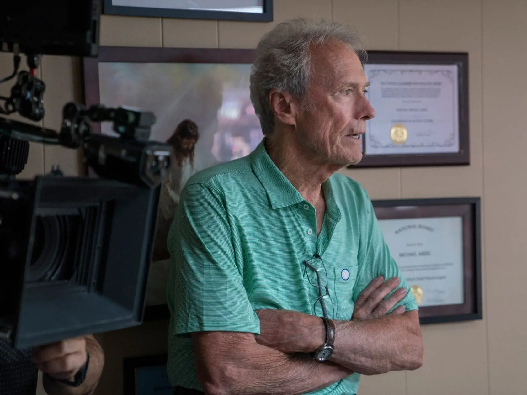 The 15:17 to Paris (2018)  Director/producer CLINT EASTWOOD on the set of *Filmstill - Editorial Use Only*, Image: 363486503, License: Rights-managed, Restrictions: Filmstill // HANDOUT / EDITORIAL USE ONLY! Please note: Fees charged by the agency are for the agencyÃ•s services only, and do not, nor are they intended to, convey to the user any ownership of Copyright or License in the material. The agency does not claim any ownership including but not limited to Copyright or License in the attach
