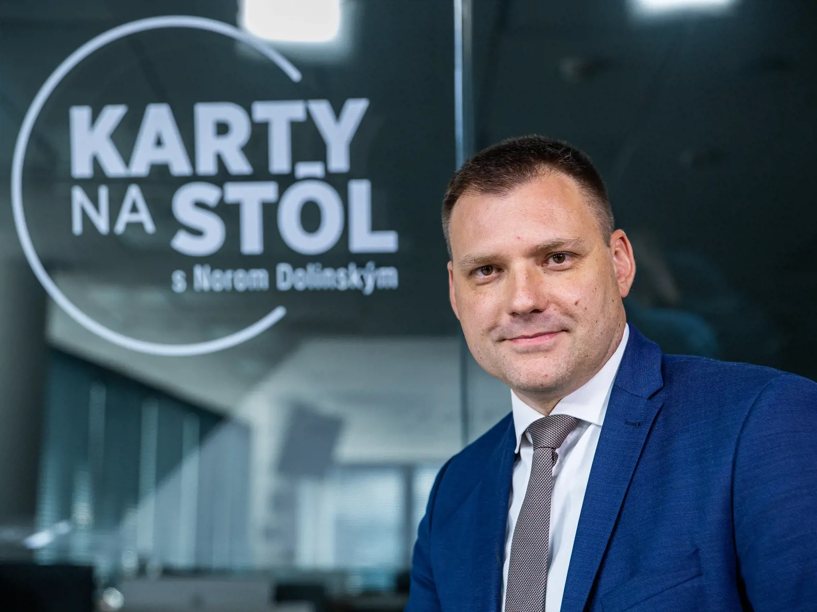 Diskusná relácia "Karty na stôl", ktorej hosťom bol Tomáš Taraba.