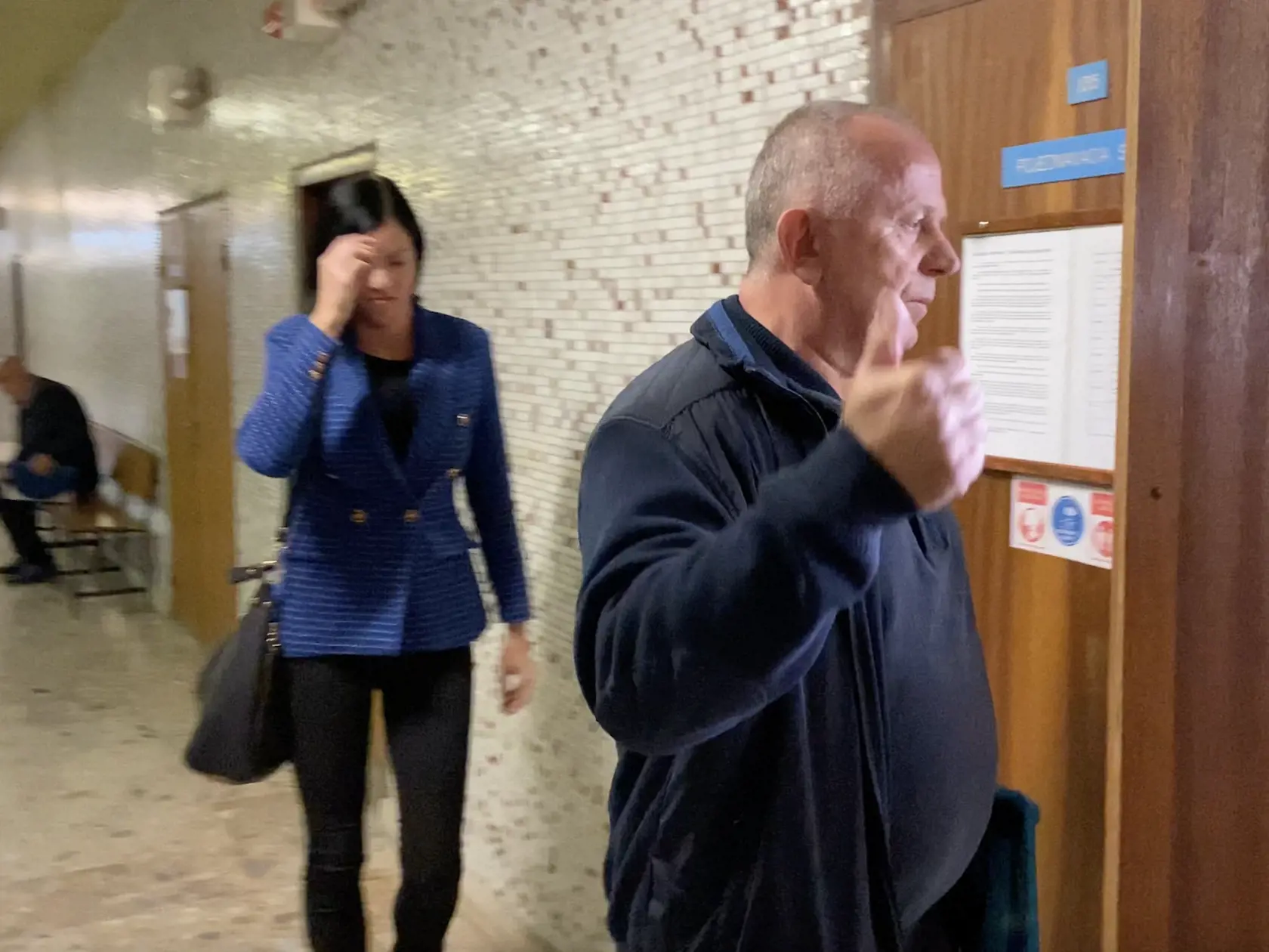 Hlavný aktér prípadu Vladimír Mulik (60) je obžalovaný z toho, že chcel odstrániť svojho soka v láske. Na súde sa tváril, že je nad vecou, no keď začalo policajné vyšetrovanie, tak chcel, podľa svedka, spáchať samovraždu.