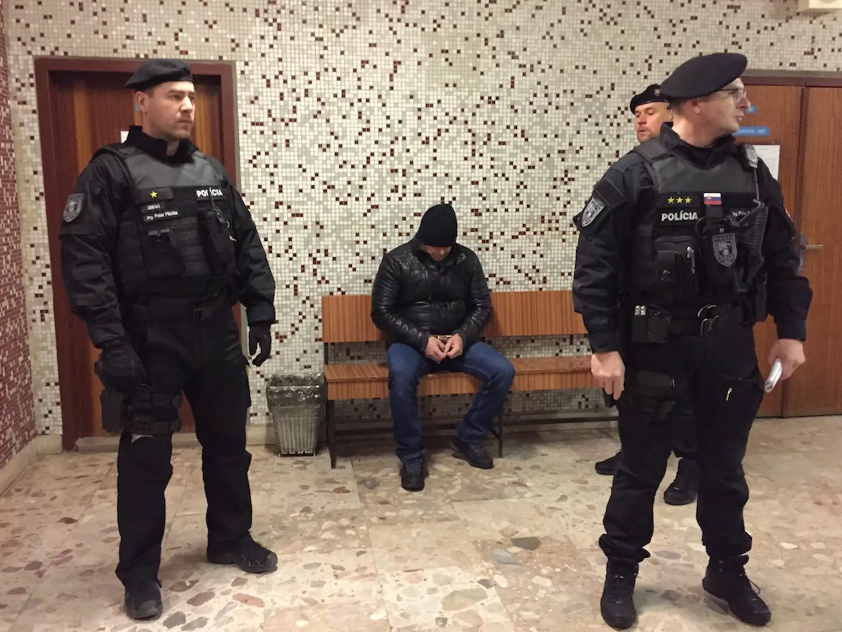 "Mulik začal verejne rozprávať o tom, že zavraždil Miťa, doslova sa tým vystatoval. Dokonca ho jeho známy aj nahral, ale potom odmietol dať nahrávku," tvrdí brat zavraždeného Emila Novotného (†37)  Martin Novotný (45..
